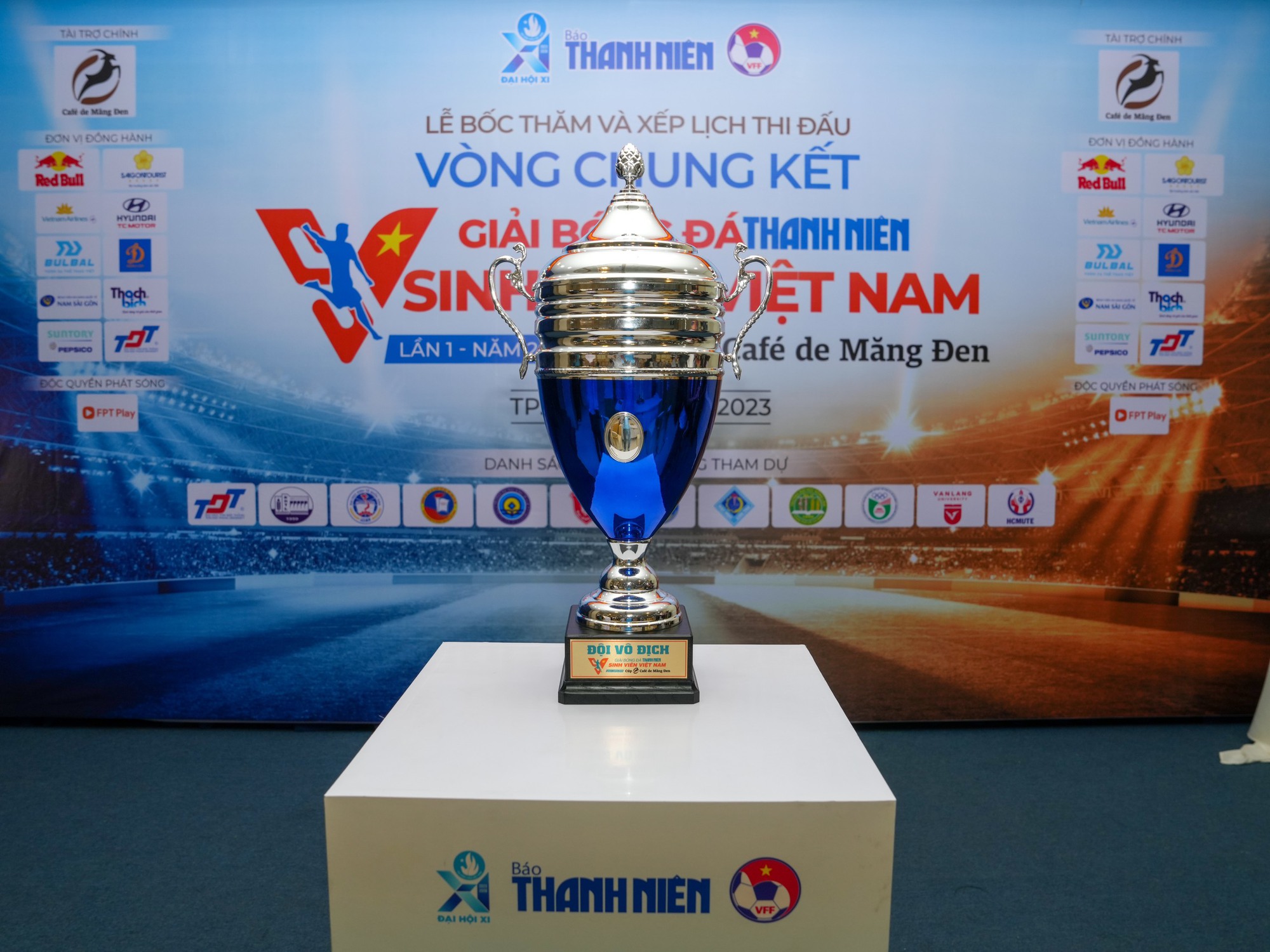 Ra mắt chiếc cúp vô địch trong mơ giải bóng đá Thanh Niên Sinh viên Việt Nam - Ảnh 20.
