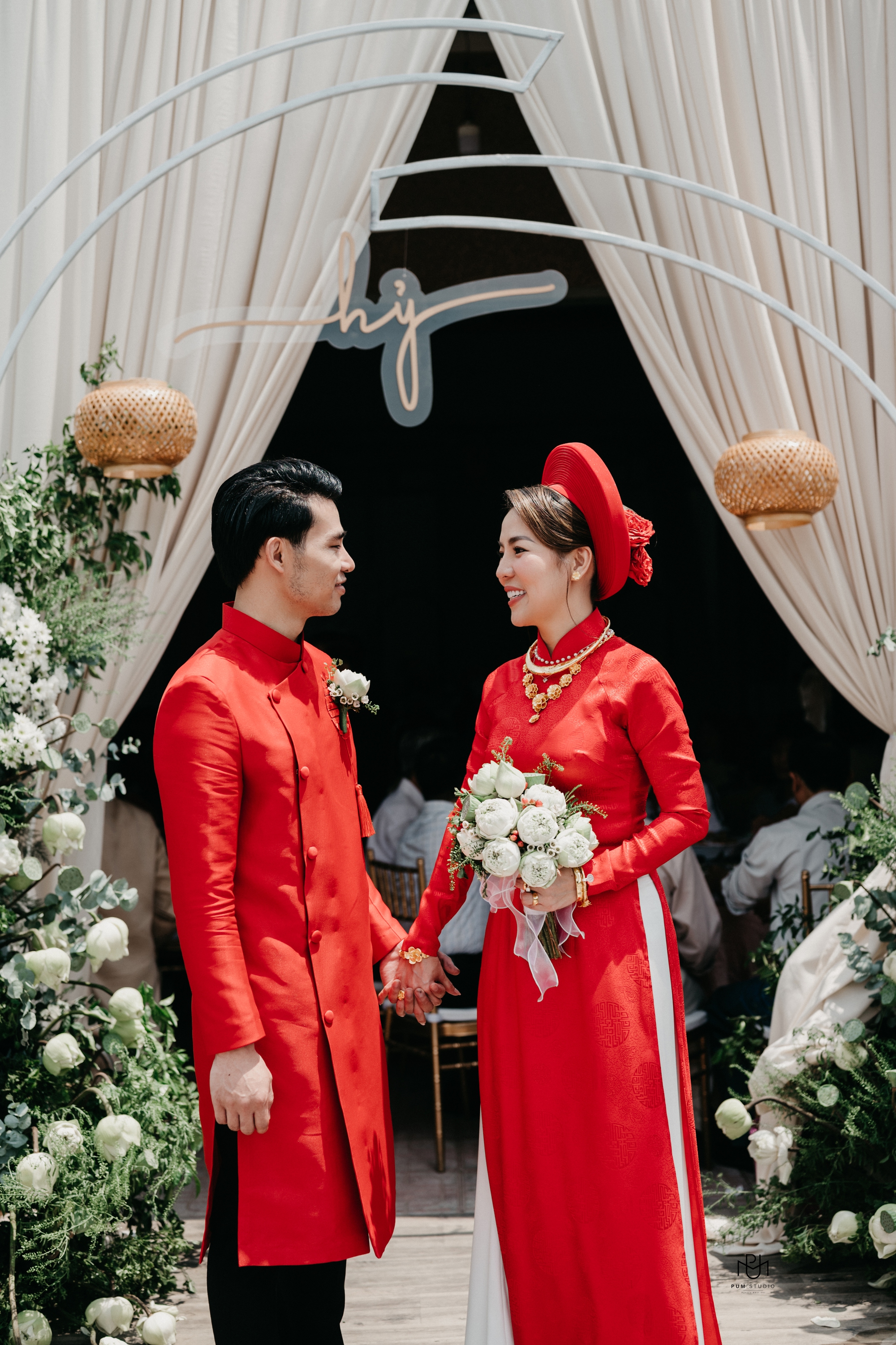 MC Kỳ Duyên, Quang Lê dự đám cưới của Châu Ngọc Hà - Ảnh 1.