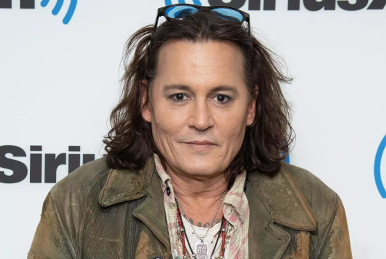 Johnny Depp and Amber Heard return to the cinema