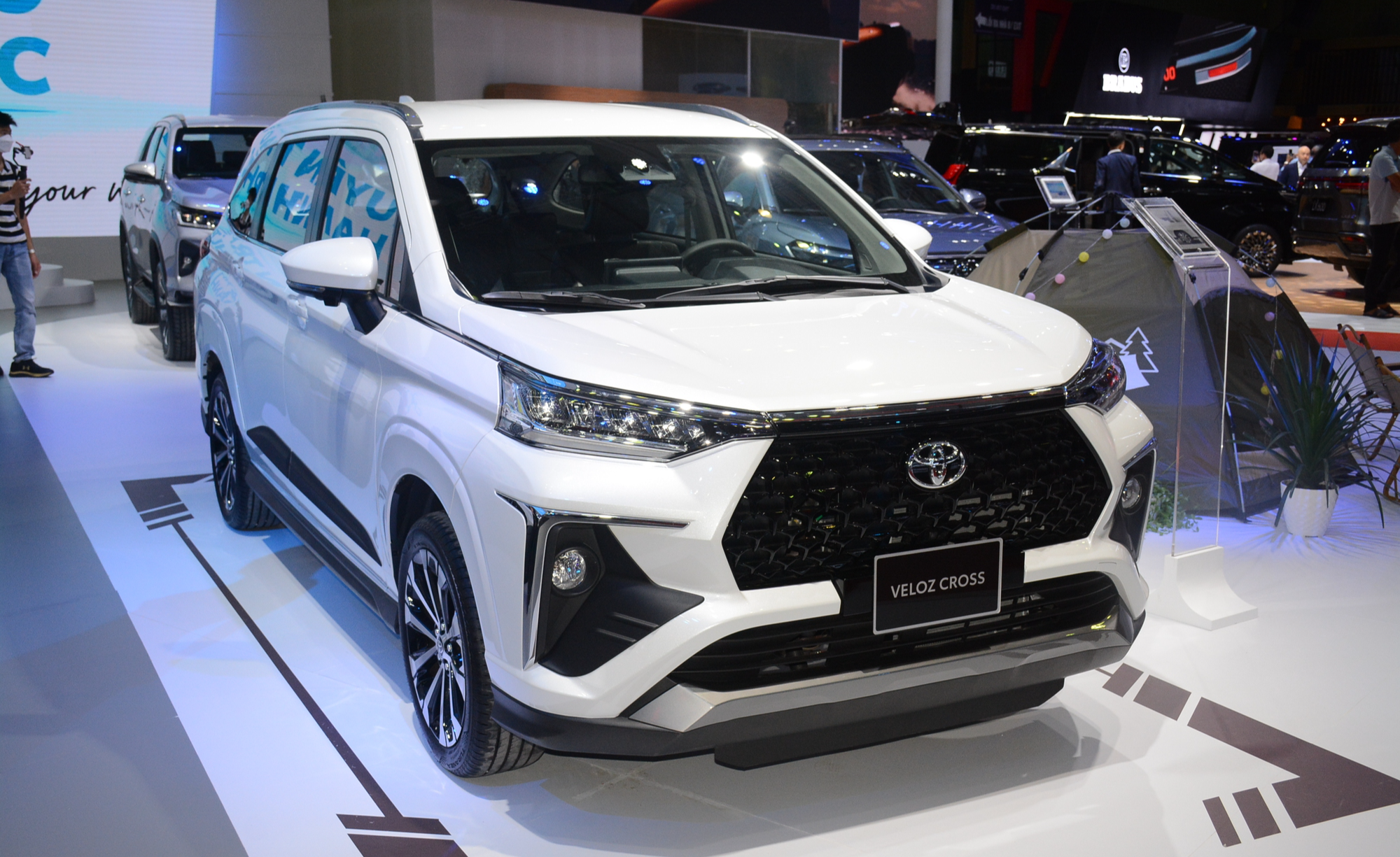 10 ô tô bán chạy nhất Việt Nam tháng 3.2023: Mitsubishi dẫn đầu - Ảnh 11.