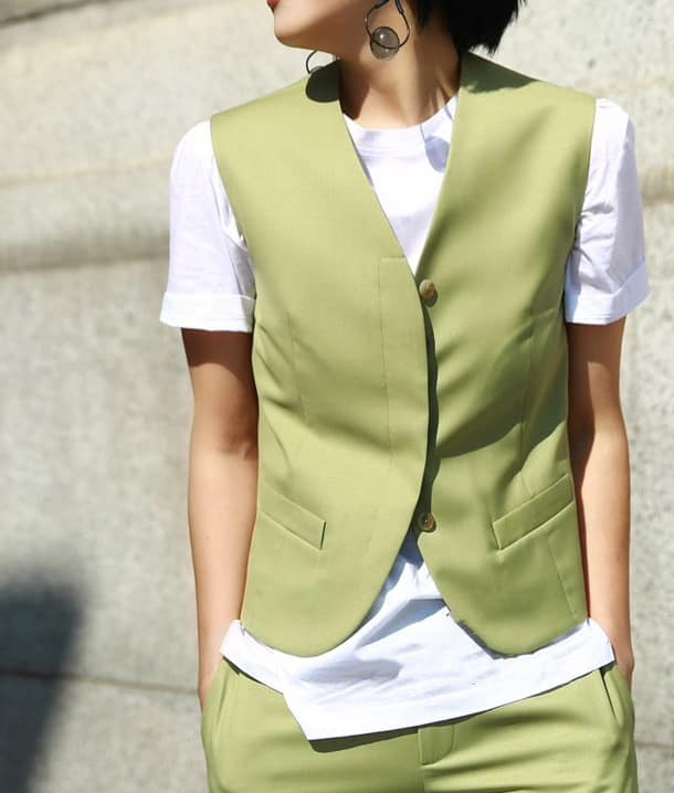 Stylish and amazing summer vest that makes you want to change your ...