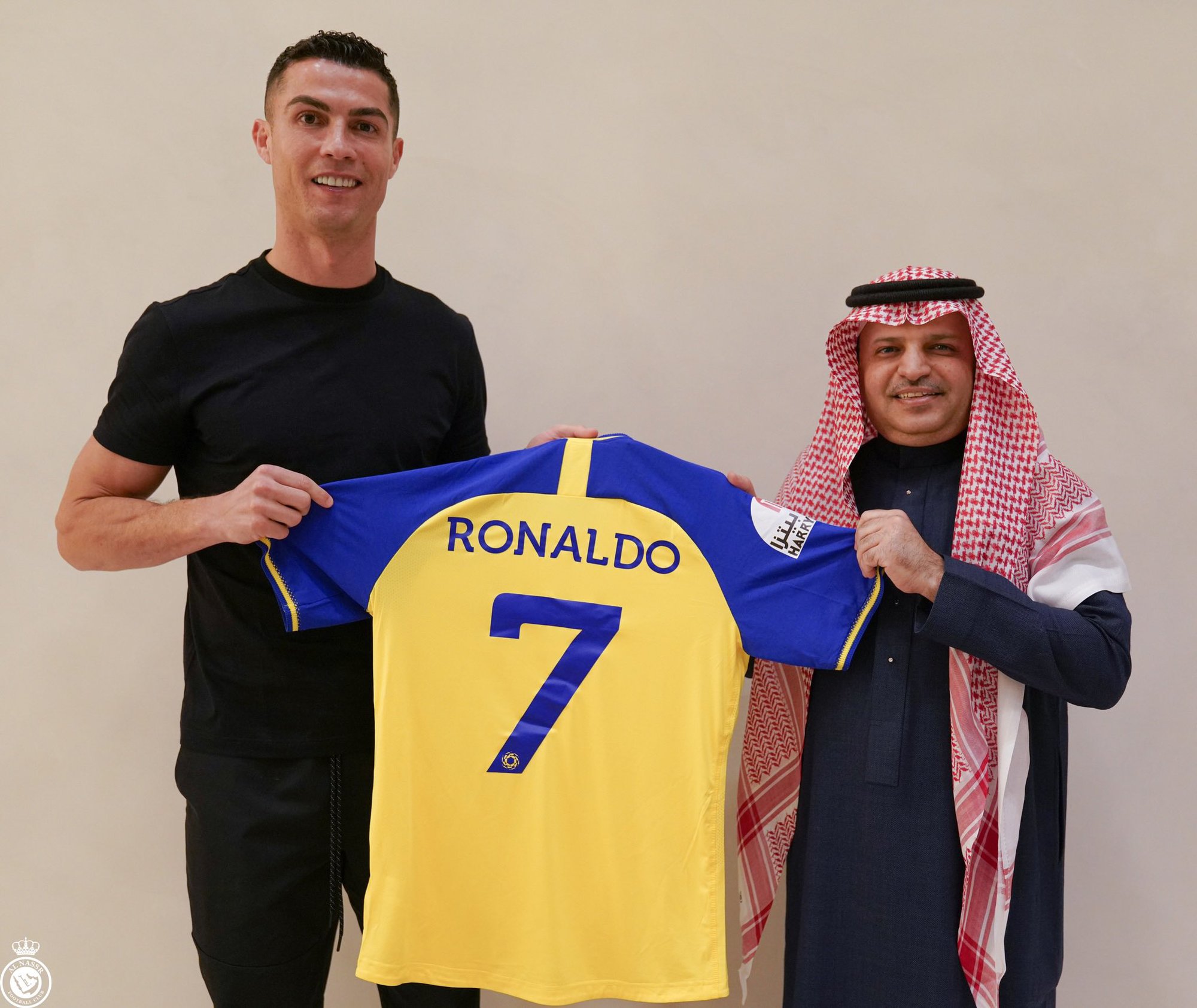 ‘Tuần trăng mật’ tại Al Nassr khép lại: Ronaldo trước viễn cảnh trắng tay - Ảnh 1.