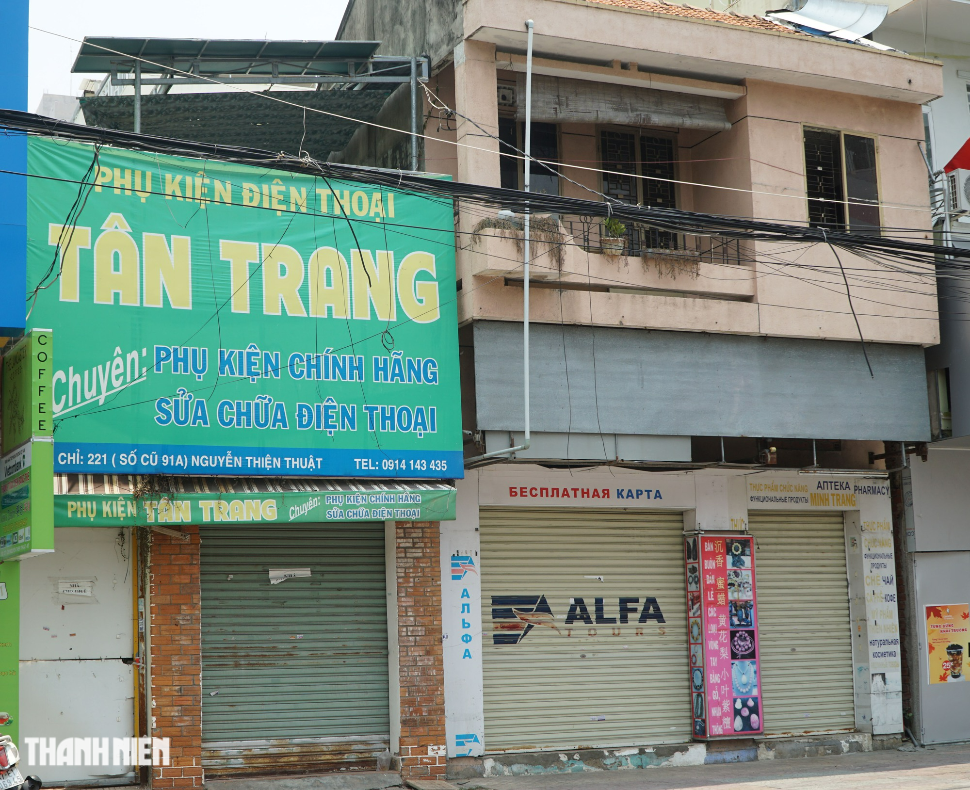 Khu phố Tây ở Nha Trang vẫn vắng hoe dù chuẩn bị bước vào mùa du lịch - Ảnh 9.