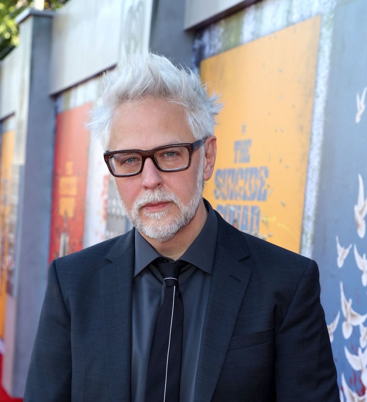 James Gunn bị chỉ trích vì điều hành DC Studios nhưng quảng bá phim Marvel