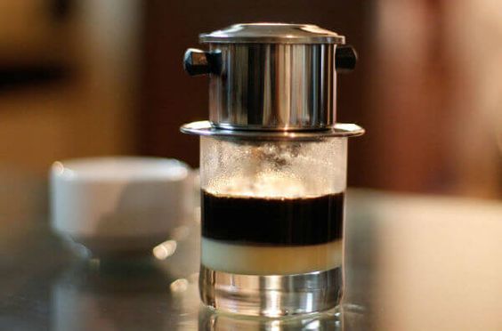 Cà phê sữa đá - thức uống mang hương vị riêng của người Việt - Ảnh 1.
