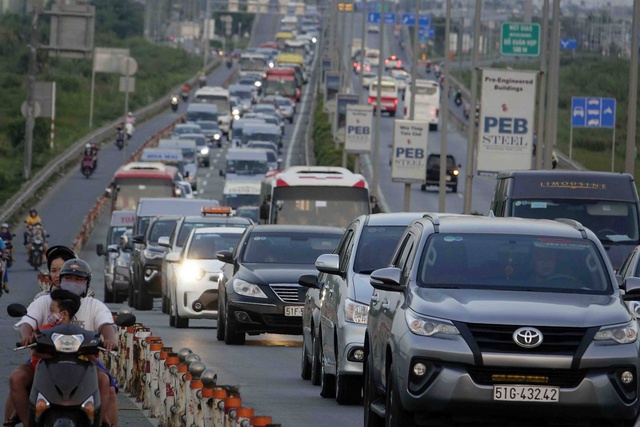 VEC công bố mức phí tại nút giao cao tốc Phan Thiết - Dầu Giây - Ảnh 2.