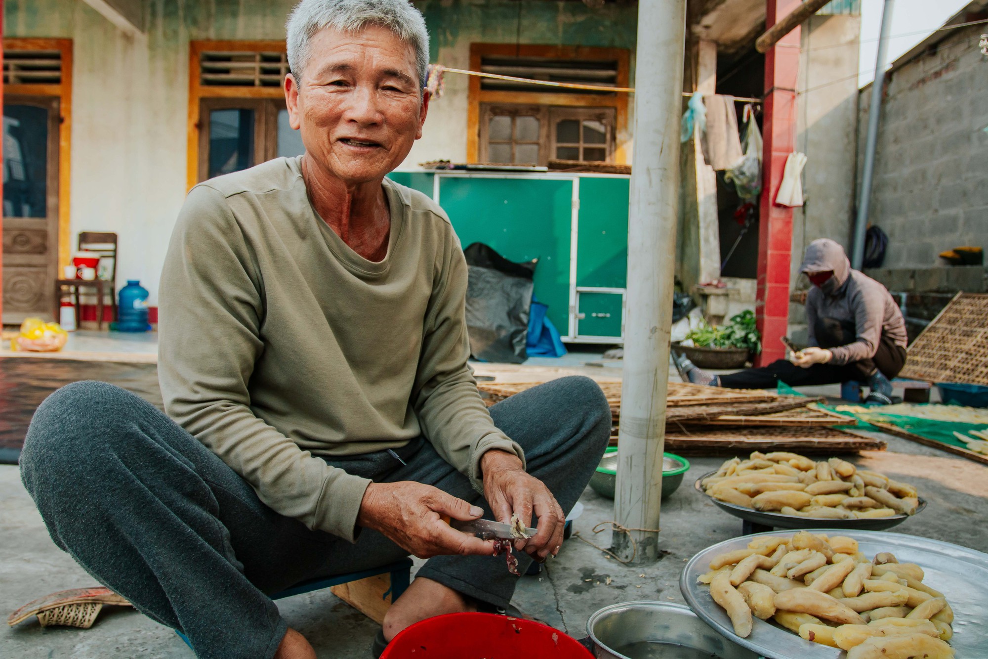 Về thủ phủ khoai deo khám phá cách làm món ăn đặc sản Quảng Bình - Ảnh 10.