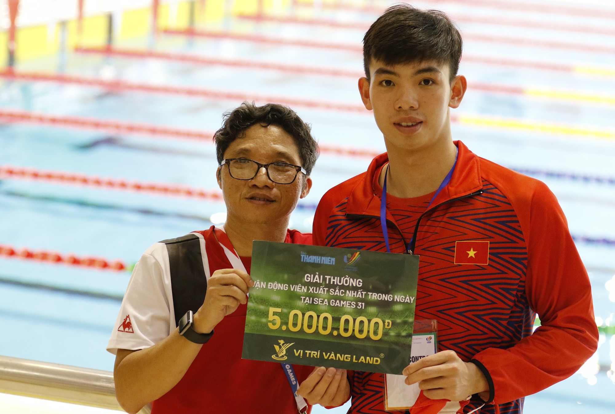 Thành tích đáng nể của Huy Hoàng - VĐV cầm cờ tại SEA Games cho Việt Nam - Ảnh 1.