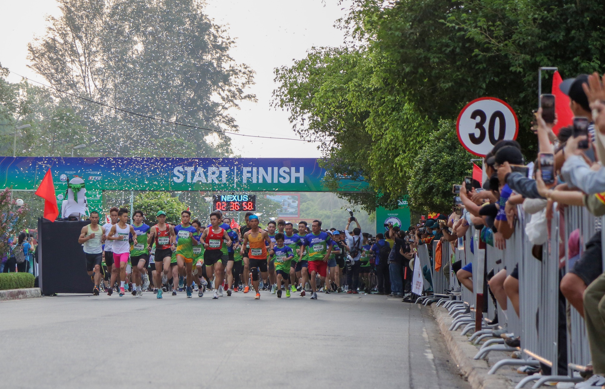 Tây Ninh: Hơn 7.100 vận động viên tham gia giải chạy BaDen Mountain Marathon 2023 - Ảnh 2.