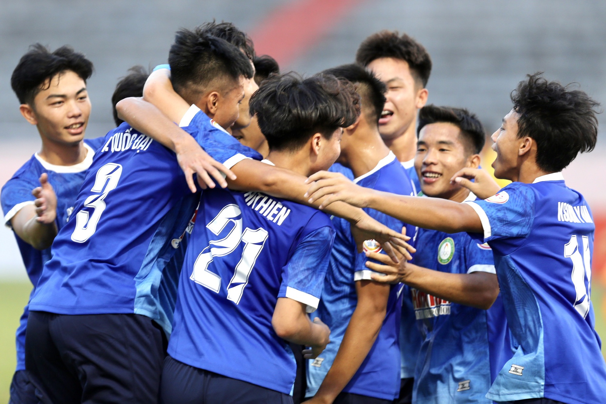 U.19 Tây Ninh giành thắng lợi bất ngờ trước U.19 Đà Nẵng - Ảnh 4.