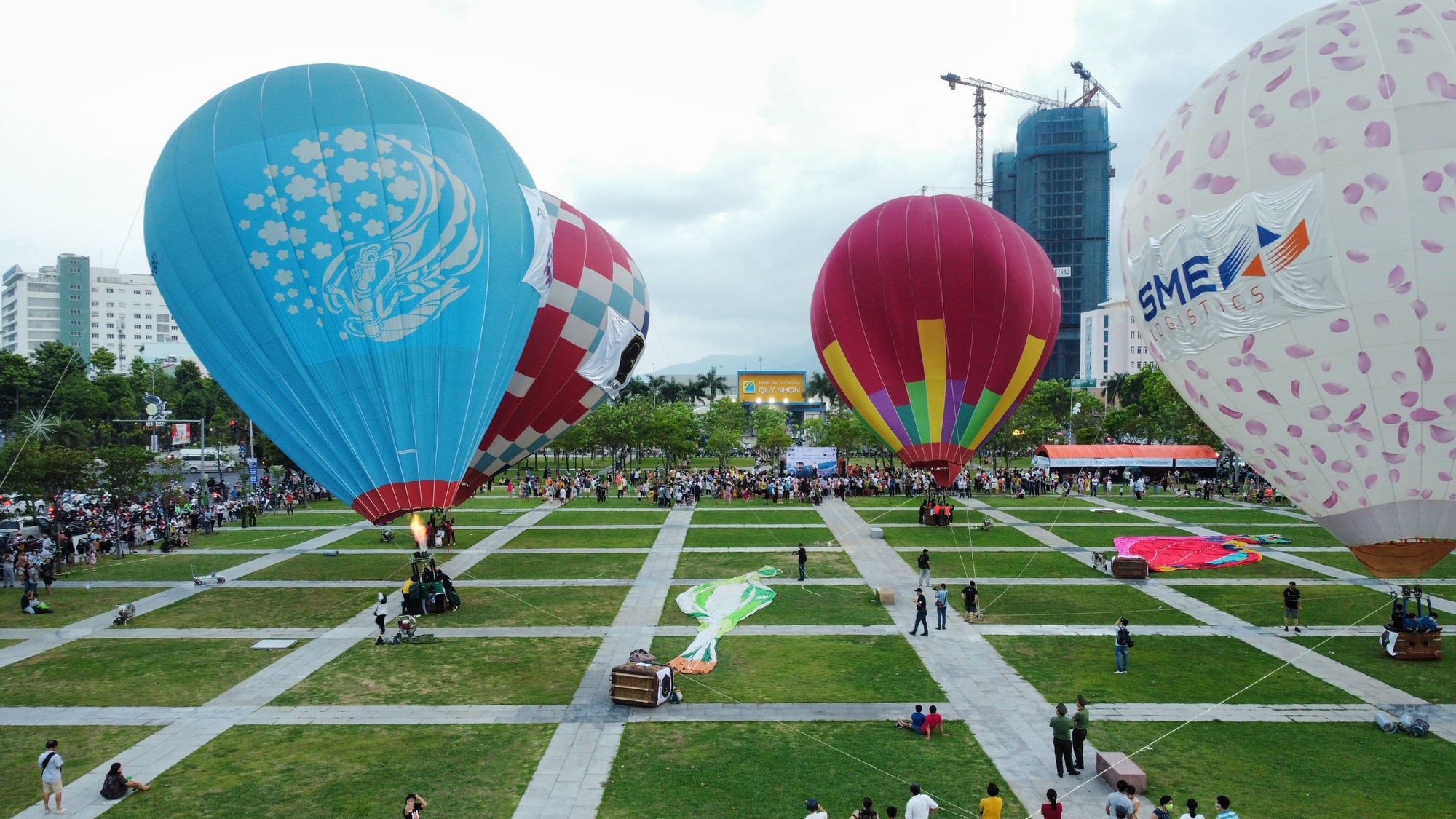 Bình Định lần đầu tiên tổ chức lễ hội khinh khí cầu - Ảnh 2.
