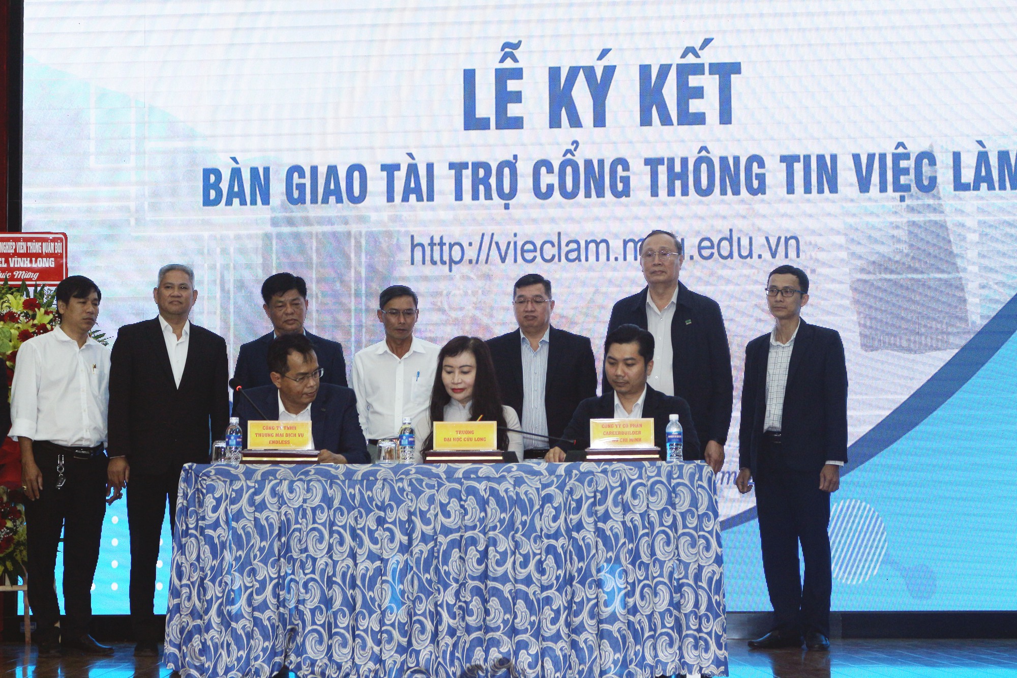 Trường ĐH Cửu Long tăng cường gắn kết với tổ chức, doanh nghiệp - Ảnh 3. Trường ĐH Cửu Long tăng cường gắn kết với tổ chức, doanh nghiệp - Ảnh 3.