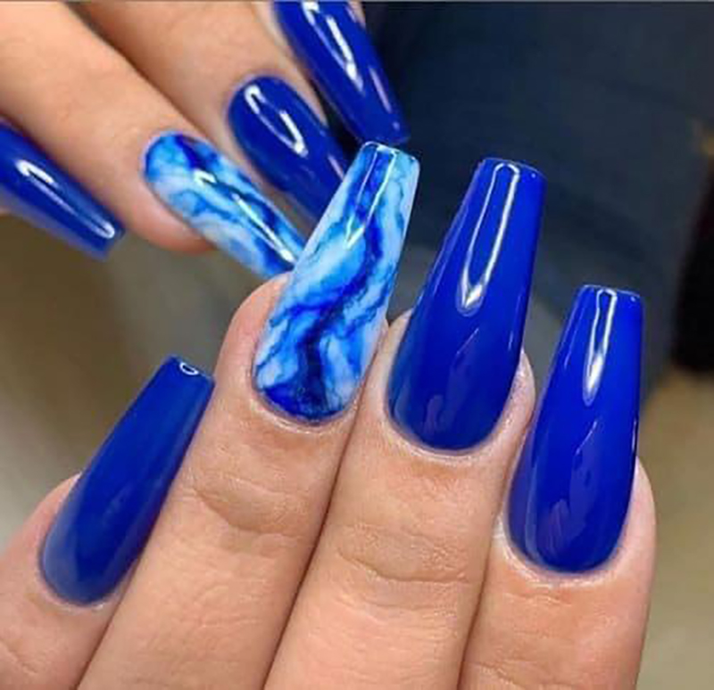 20 mẫu nail màu xanh đẹp sang trọng và quý phái được yêu thích nhất