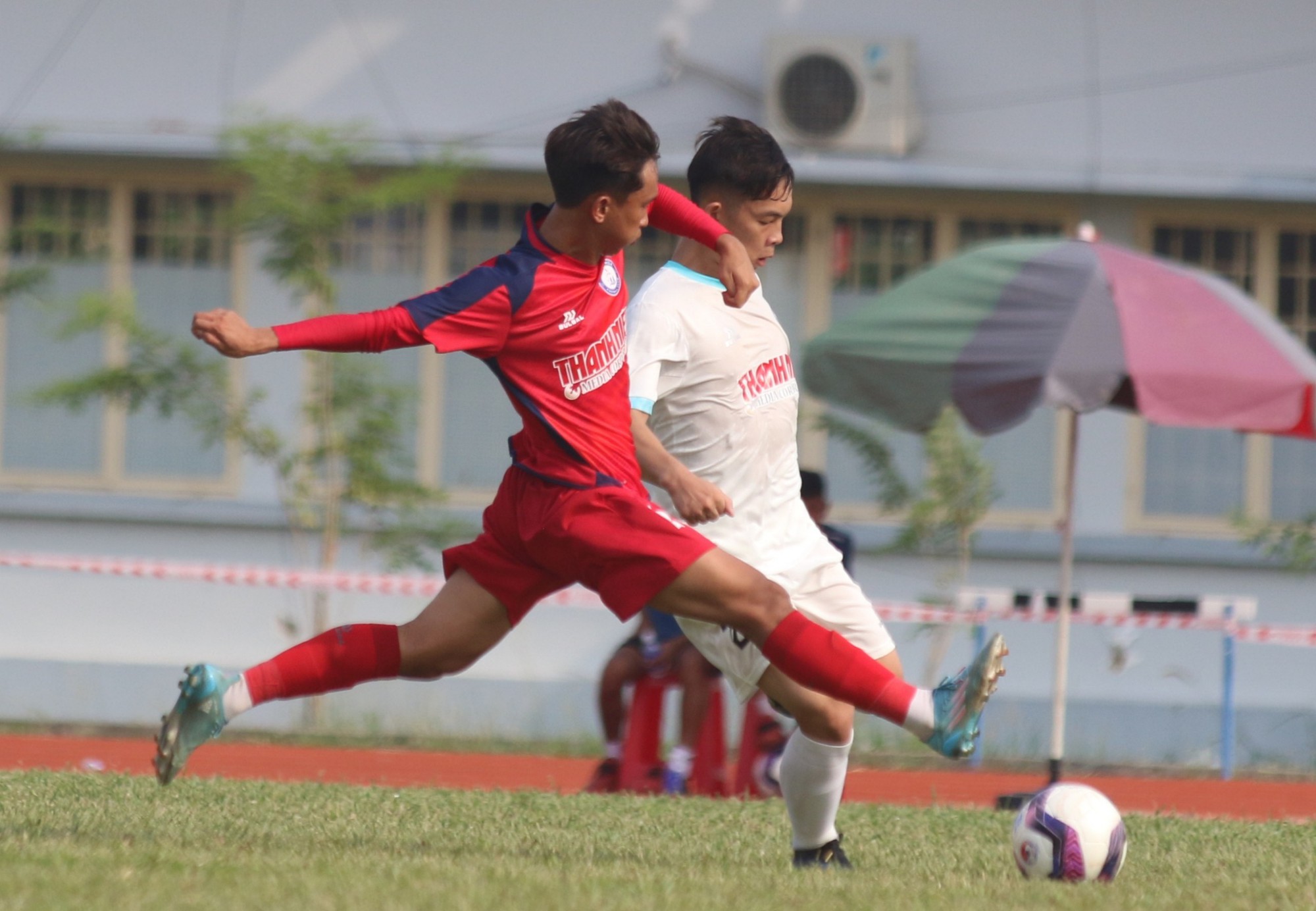 VCK U.19 quốc gia, Khánh Hòa 1-2 Đà Nẵng: Sông Hàn đạt mục tiêu - Ảnh 1.