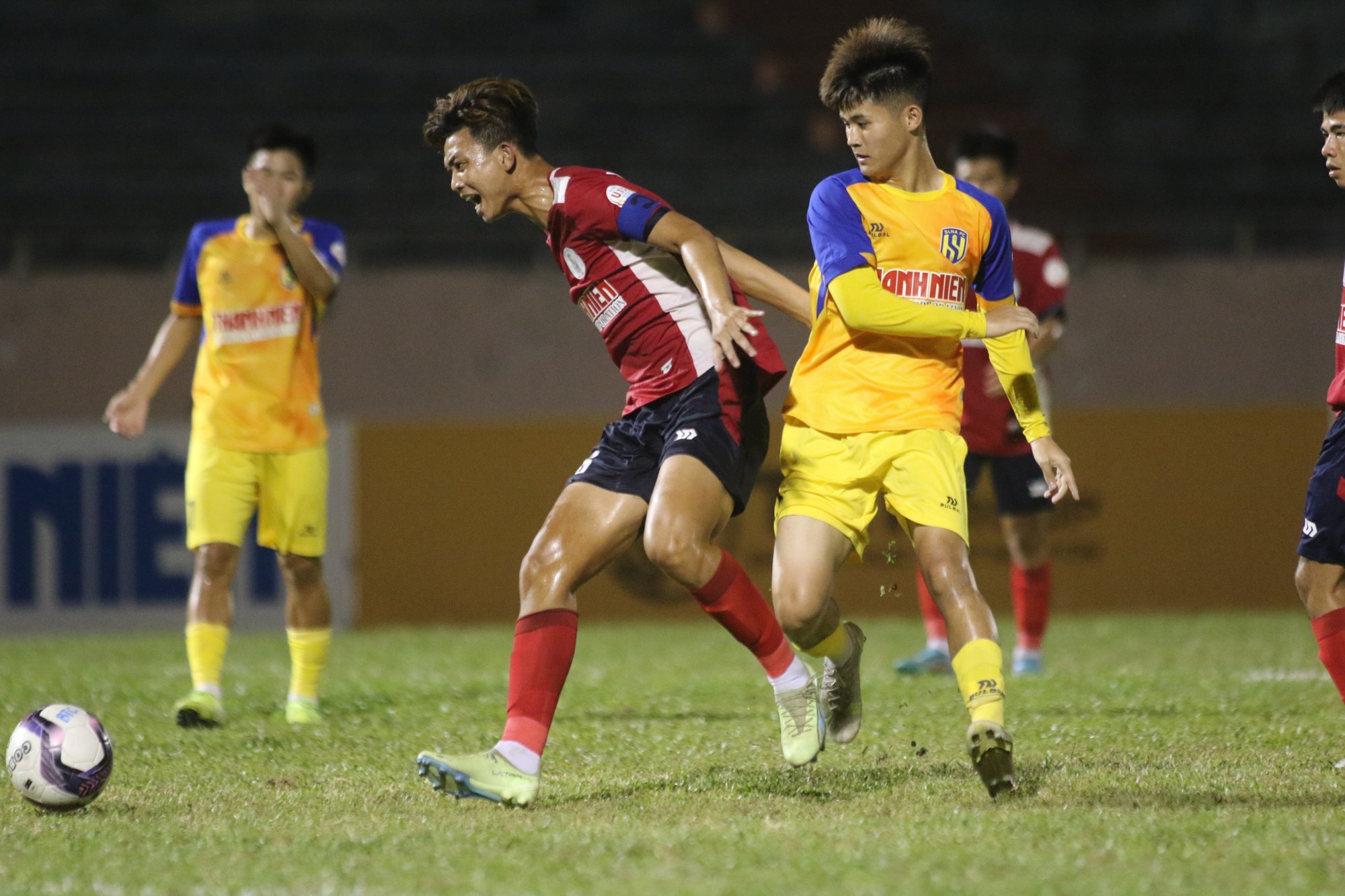 VCK U.19 quốc gia, SLNA 0-0 Đồng Tháp: Đạt mục tiêu vào tứ kết - Ảnh 2.