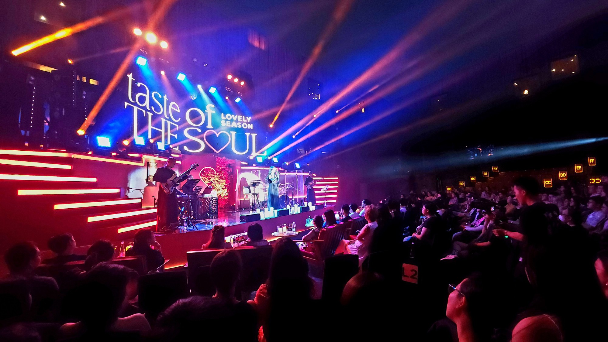 After the 'fall', where is the 'angel' Bui Lan Huong flying to ...