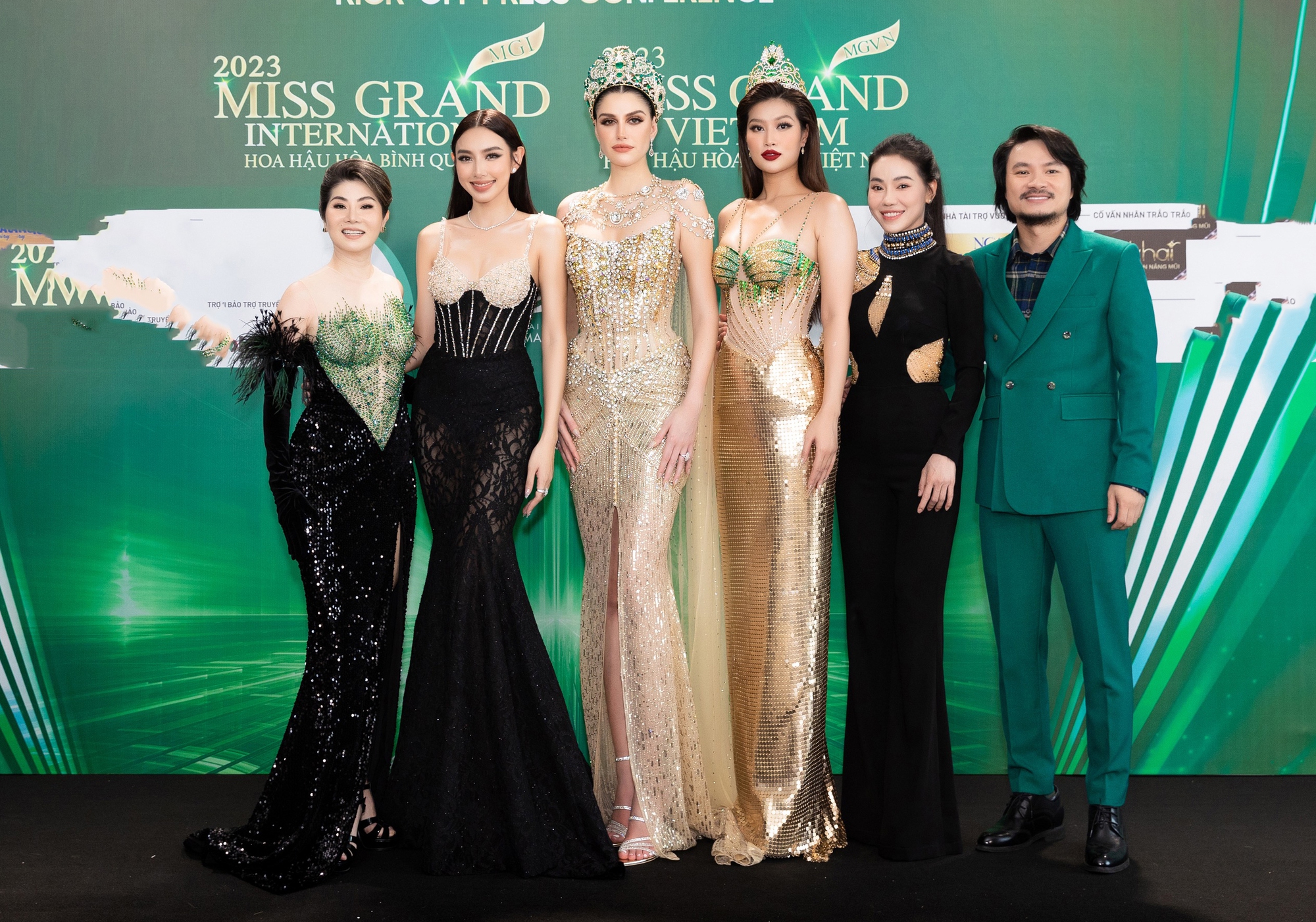 Thùy Tiên gợi cảm khoe sắc bên Hoa hậu đẹp nhất 2022 - Ảnh 6.