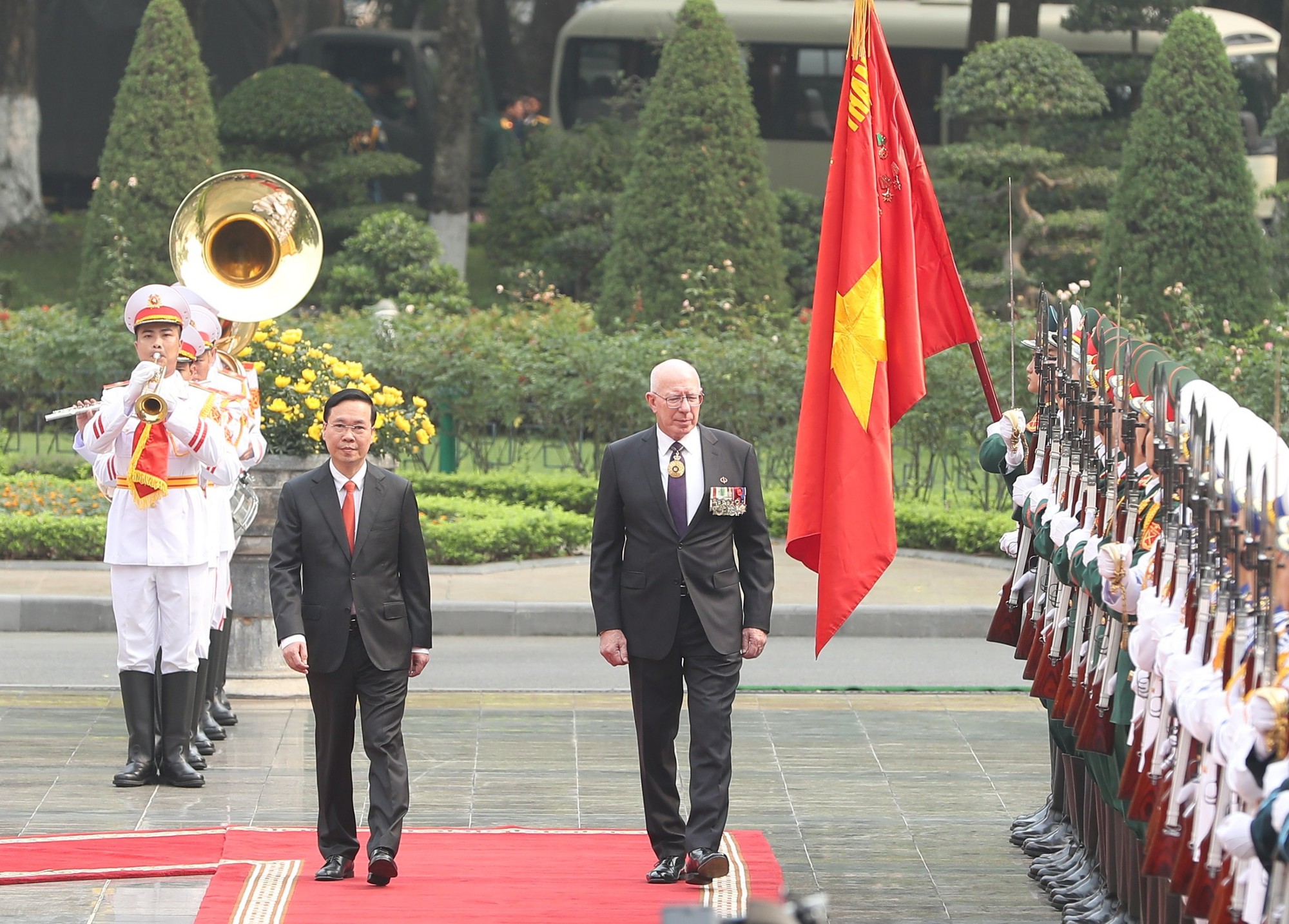 Chủ tịch nước Võ Văn Thưởng chủ trì Lễ đón và hội đàm với Toàn quyền Úc - Ảnh 5.