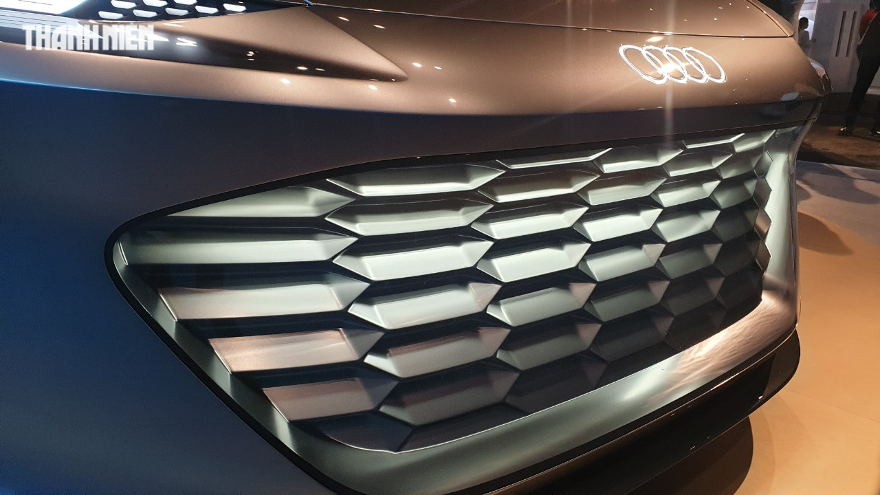 Cận cảnh Audi Grandsphere Concept, xe tương lai có một không hai trên thế giới - Ảnh 5.