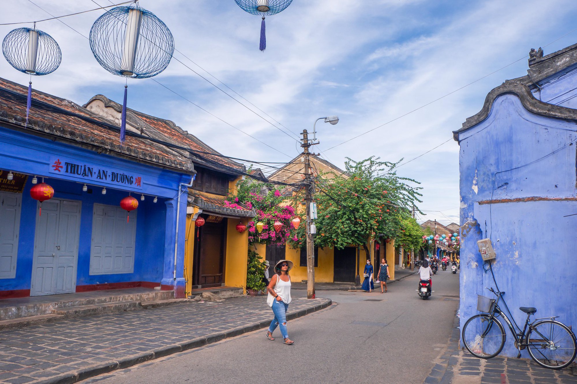 Travel blogger Đinh Hằng: 'Thu phí vào Hội An sẽ khiến khách du lịch quay lưng' - Ảnh 1.