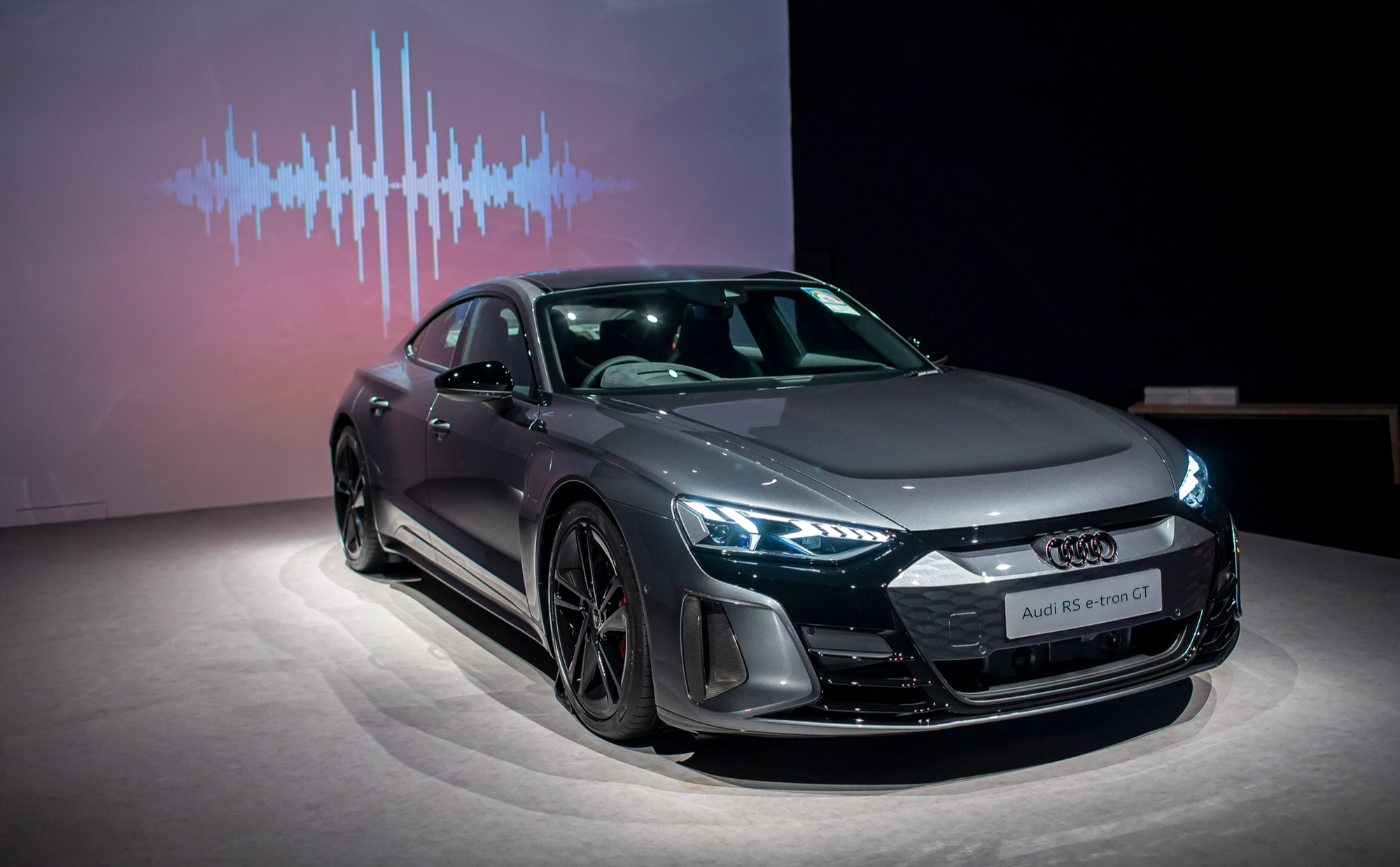 Audi 'khoe' dàn ô tô điện, hé lộ kế hoạch phân phối tại Việt Nam - Ảnh 6.