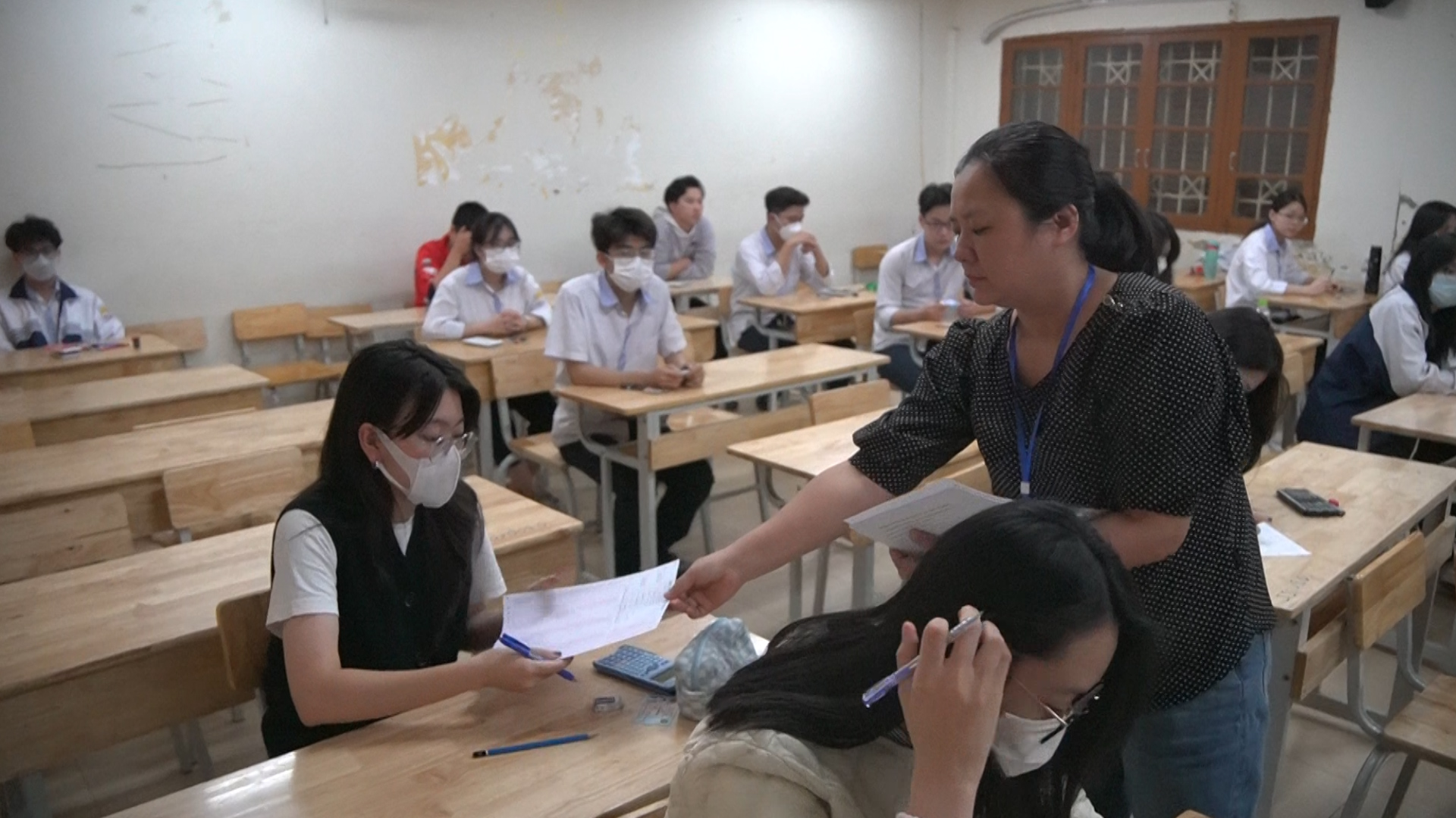 90.000 học sinh Hà Nội thi thử tốt nghiệp THPT - Ảnh 3.
