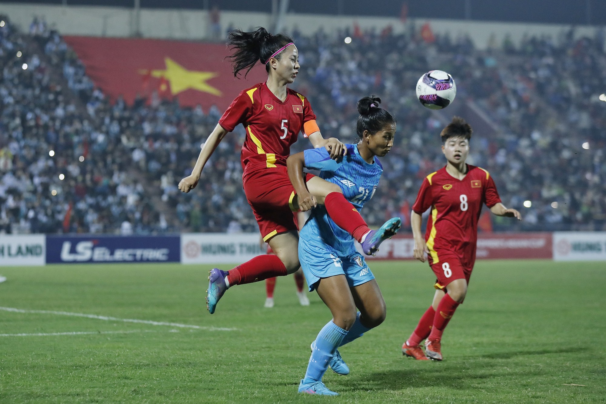 AFC は、アジア女子 U.20 サッカー トーナメントの予選 2 回戦の運営を VFF に任せることを今でも信じています - 写真 3. AFC は、アジア女子 U.20 サッカー トーナメントの予選 2 回戦の運営を VFF に任せることを今でも信じています - 写真 3.