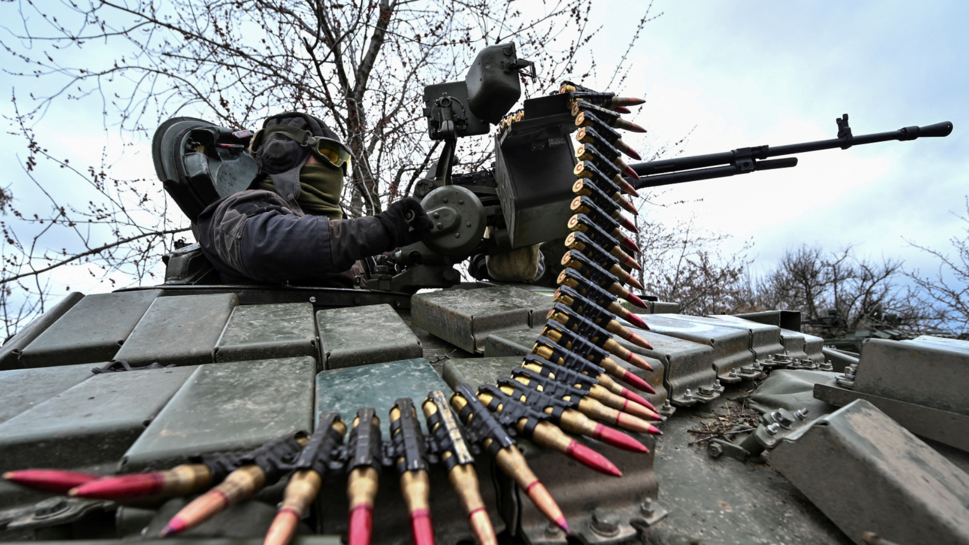 Ukraine hối thúc phương Tây lập liên minh chiến đấu cơ - Ảnh 1.
