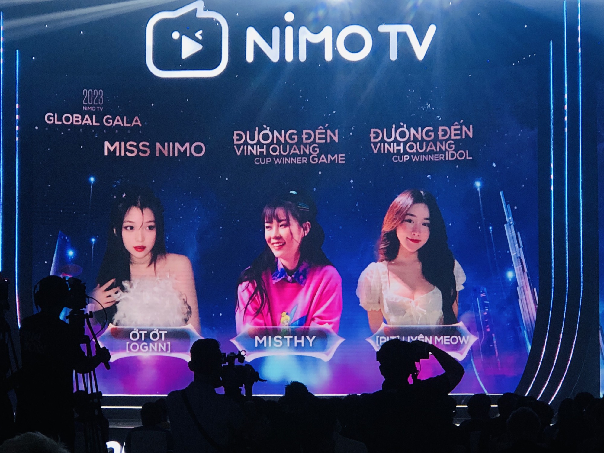 Dàn sao khuấy đảo đêm Nimo TV Global Gala 2023