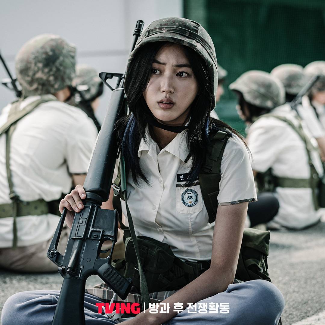 Dàn mỹ nhân của phim Hàn Quốc ‘Học kỳ sinh tử’ - Ảnh 7.