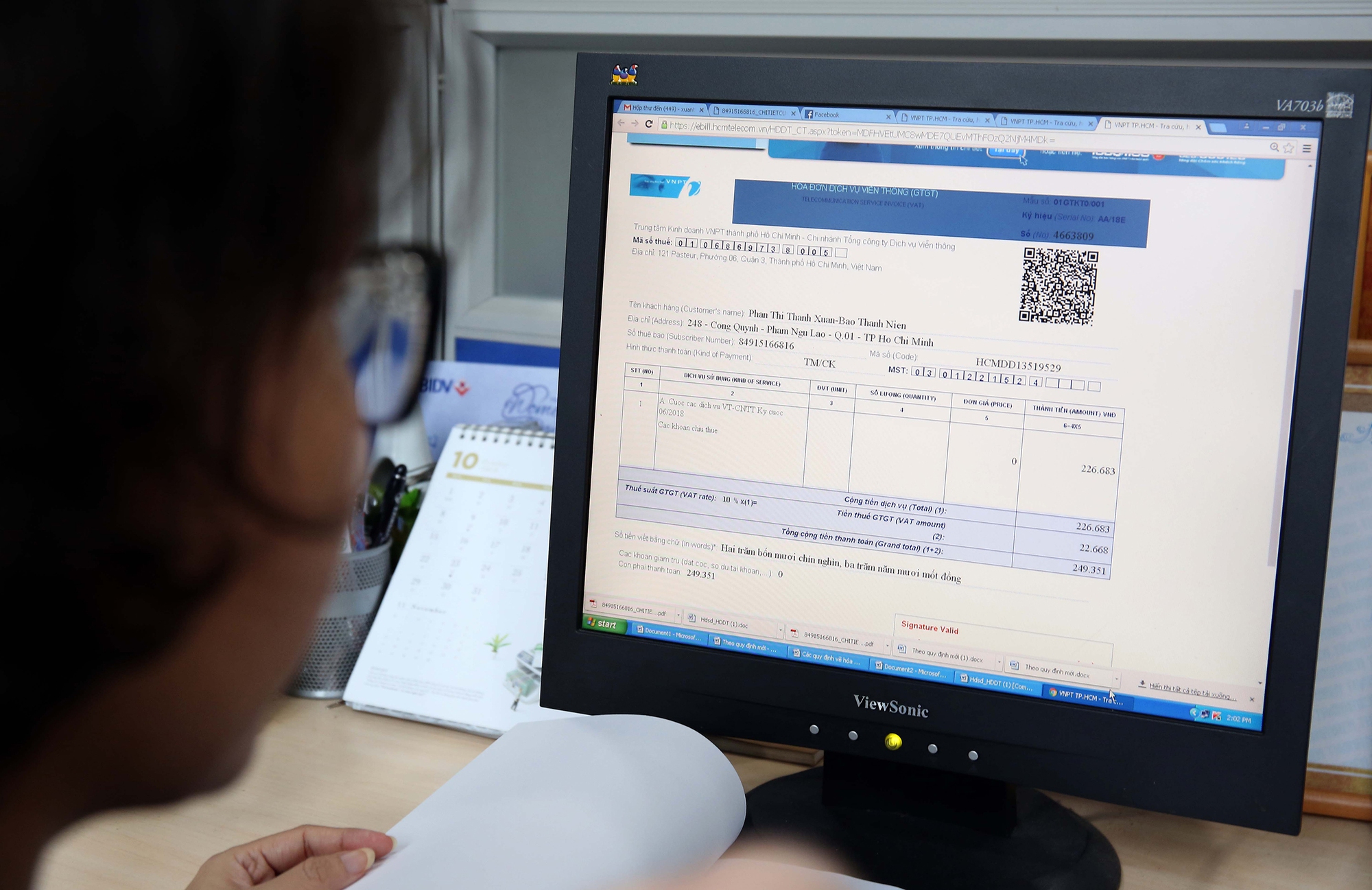Không bắt buộc ghi mã số thuế trên hóa đơn cho cá nhân tiêu dùng - Ảnh 2. Không bắt buộc ghi mã số thuế trên hóa đơn cho cá nhân tiêu dùng - Ảnh 2.