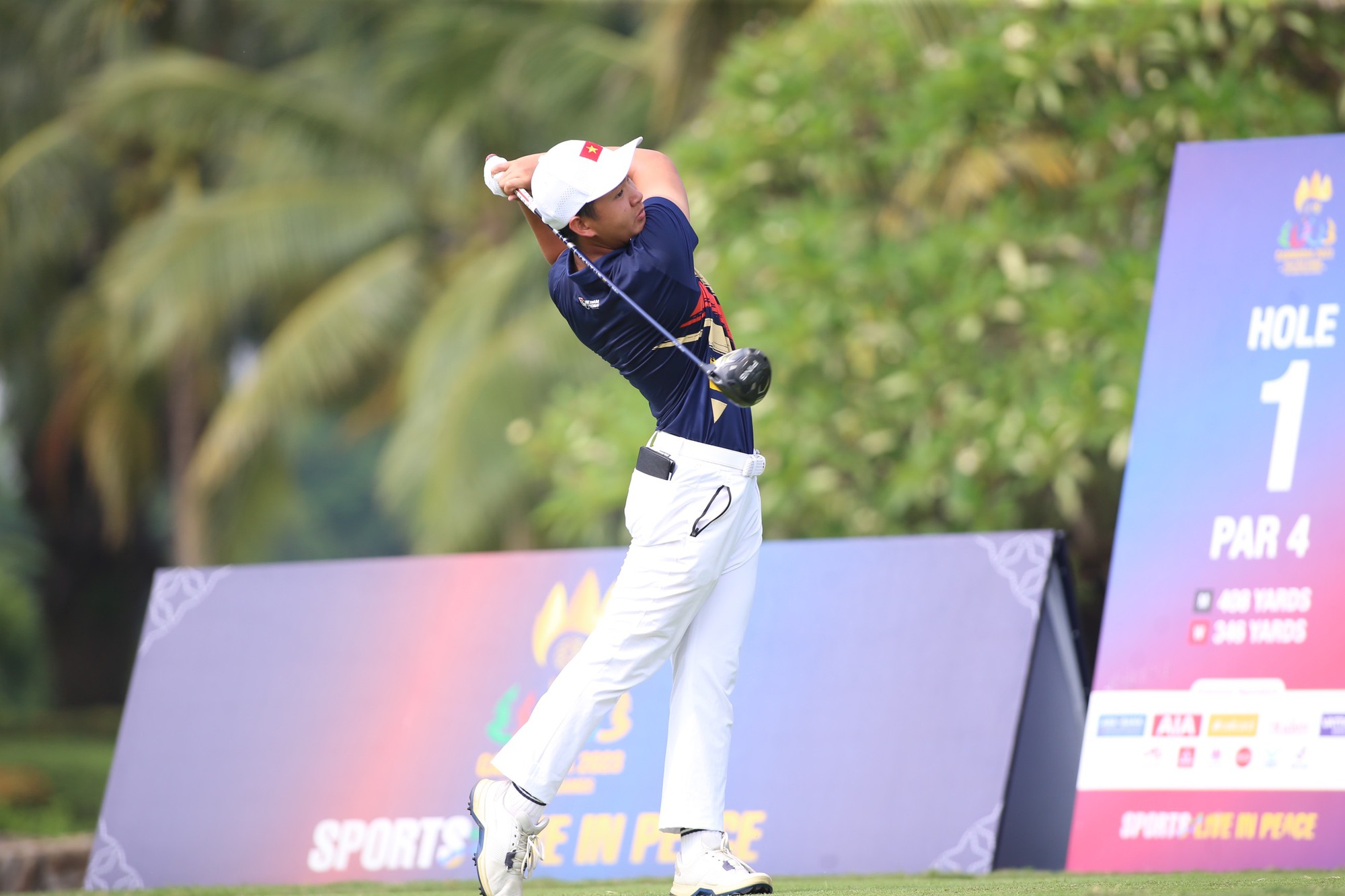 Tay golf trẻ 15 tuổi Lê Khánh Hưng giành HCV SEA Games lịch sử: 'Tôi khóc vì tự hào' - Ảnh 3.