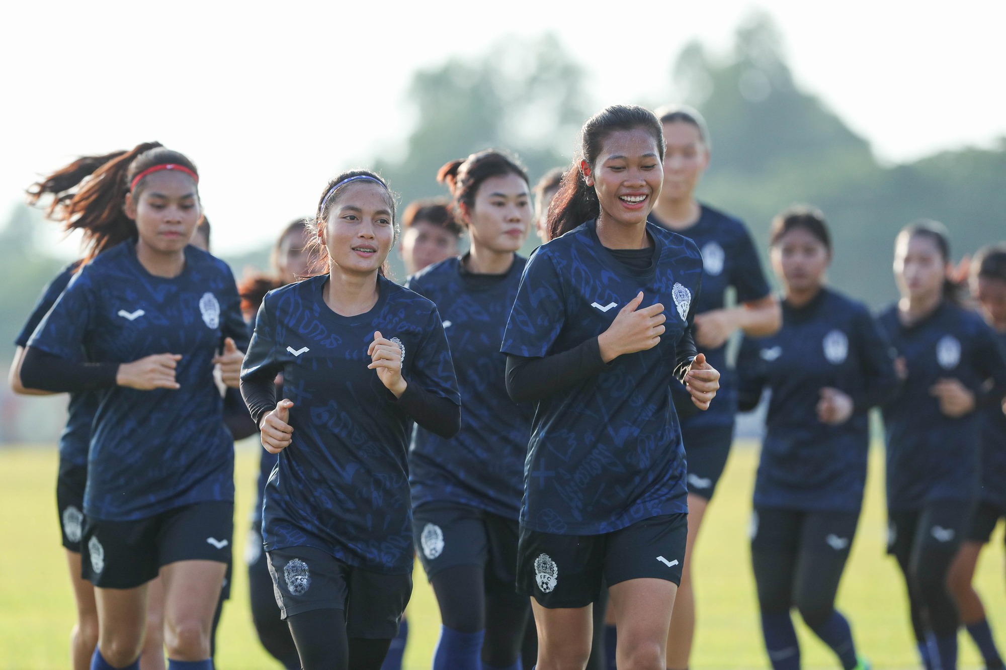 Chưa đầy 30 phút, vé bán kết giữa tuyển nữ Việt Nam và Campuchia được đặt hết - Ảnh 5.