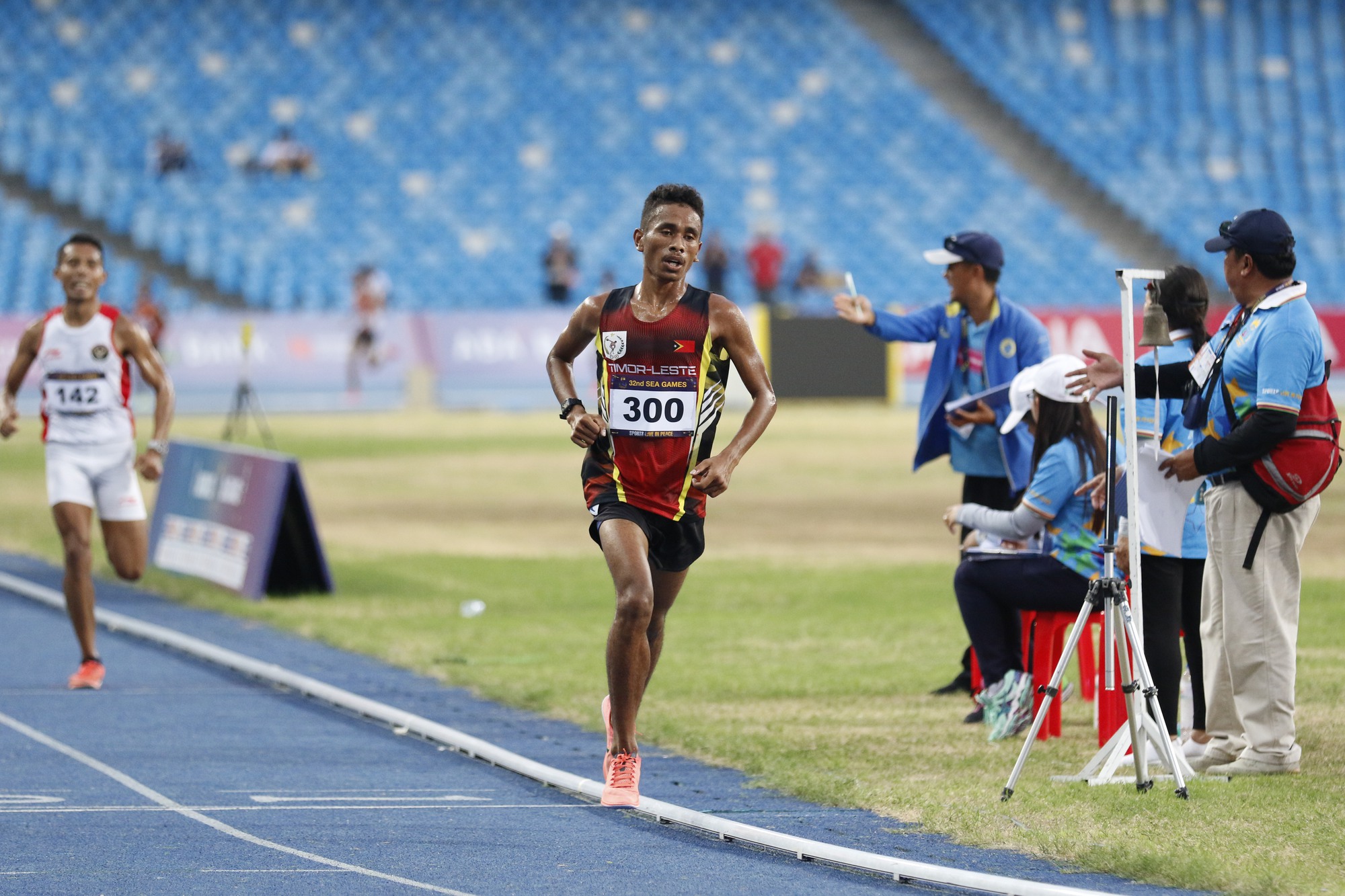 Gặp lại VĐV điền kinh Timor Leste từng gây sốt tại SEA Games 31 - Ảnh 1.