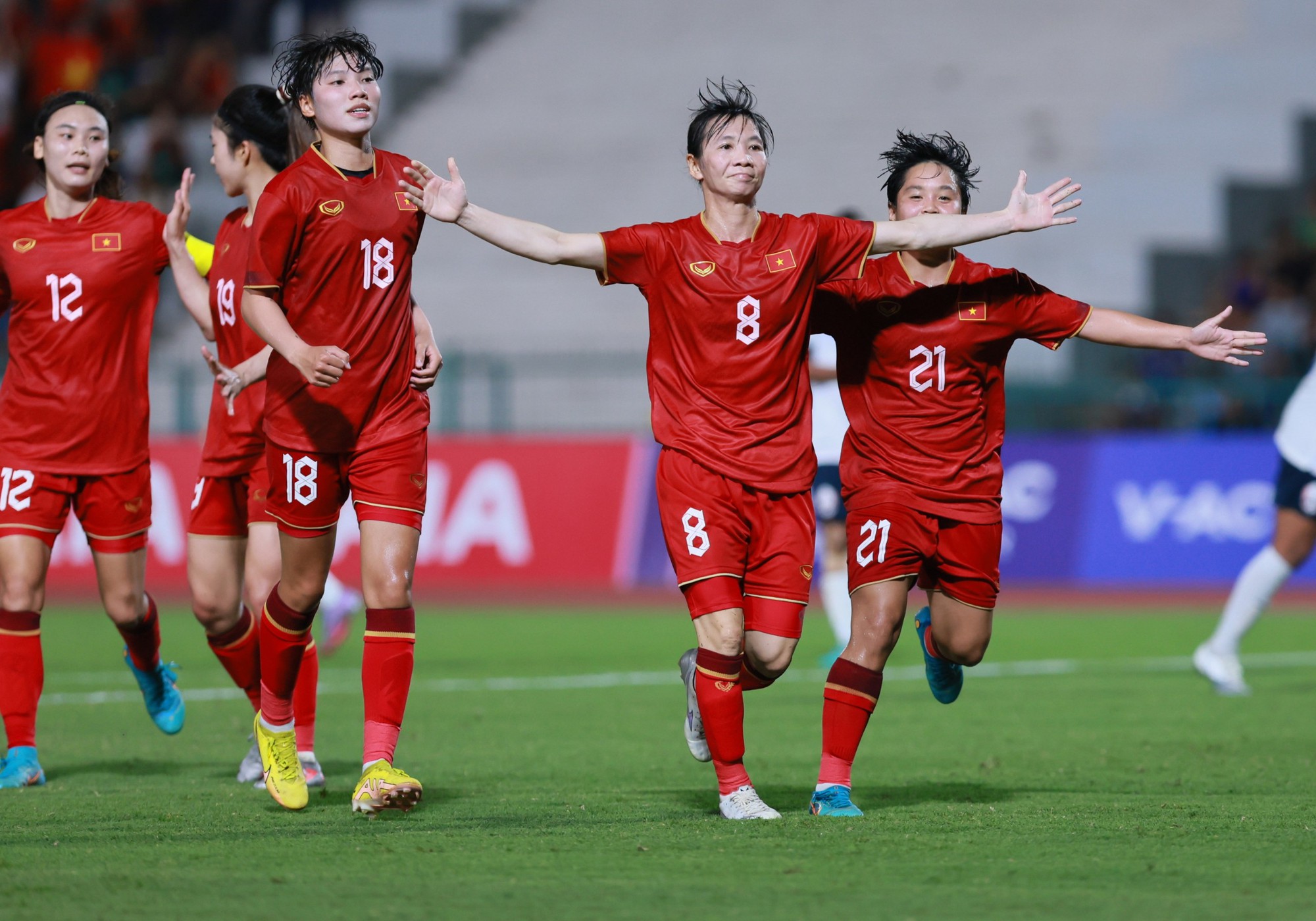 Đội tuyển nữ Việt Nam gặp Myanmar, đá mấy giờ ở chung kết SEA Games 32? - Ảnh 4.