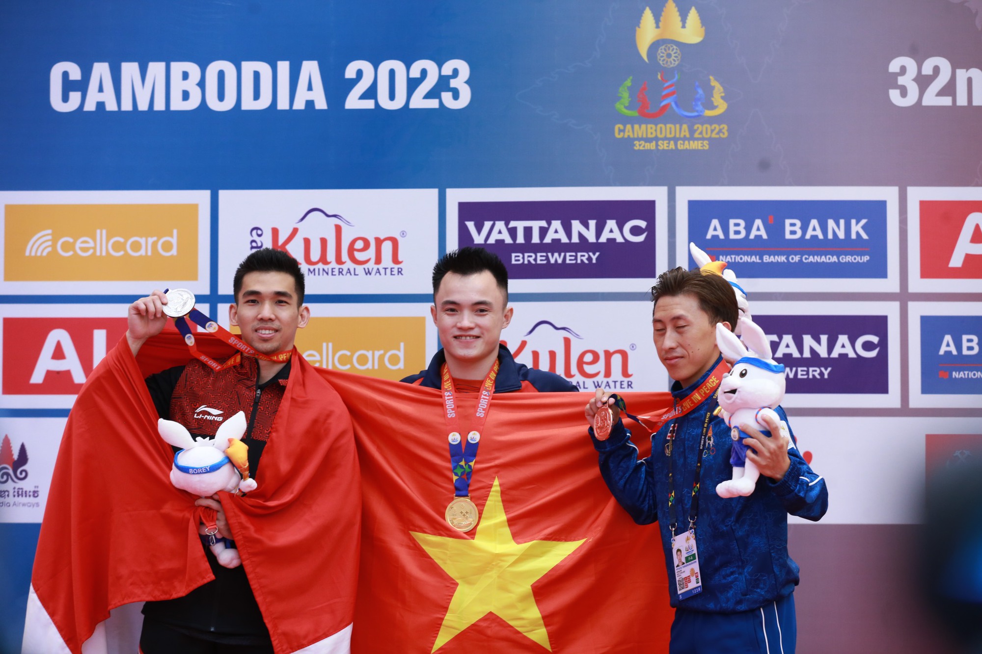 Nối bước thần tượng wushu, chàng trai dân tộc Tày lần đầu giành HCV SEA Games - Ảnh 2.