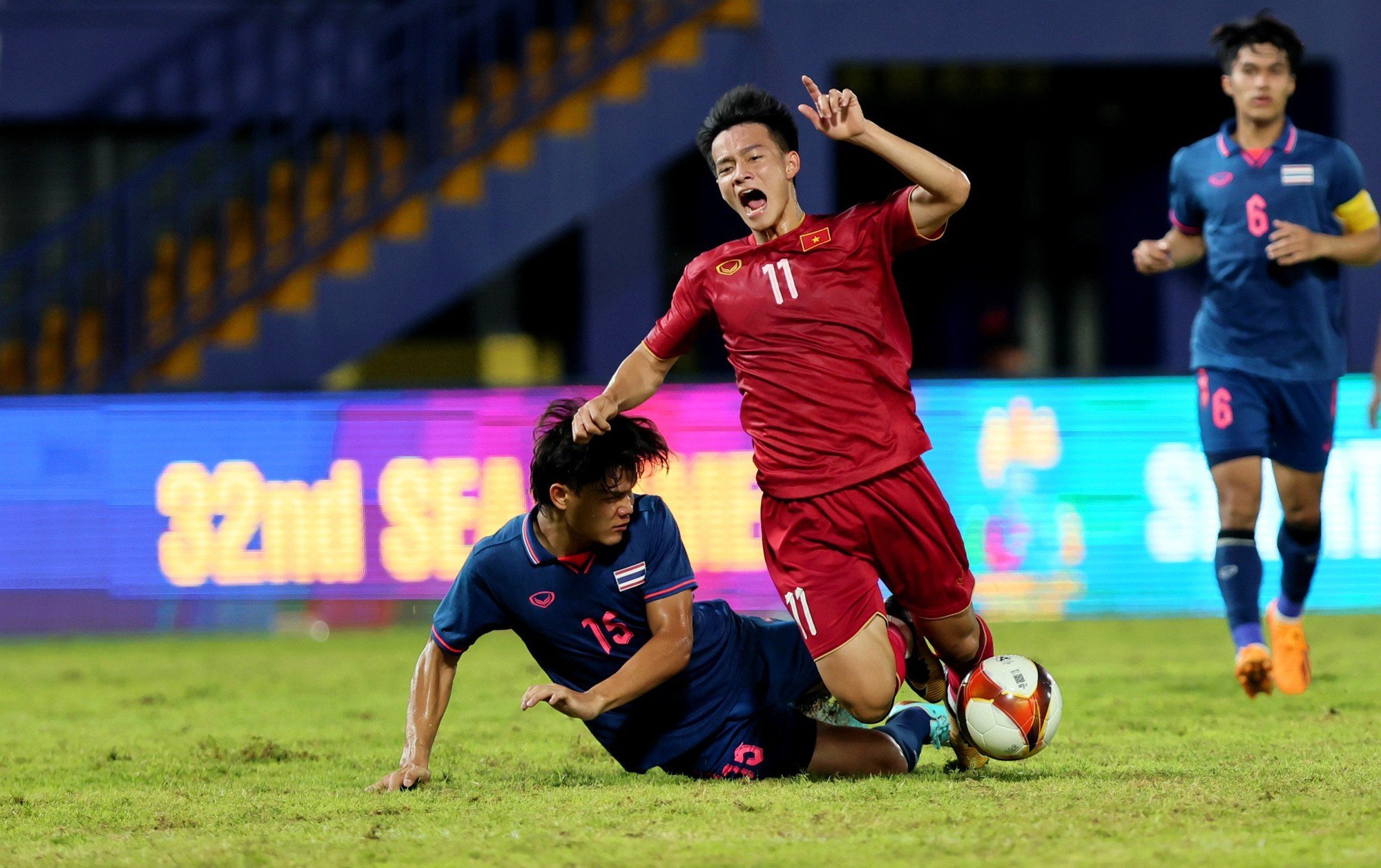 Lịch thi đấu bóng đá nam SEA Games 32 hôm nay 13.5: U.22 Việt Nam quyết chiến với U.22 Indonesia - Ảnh 2.