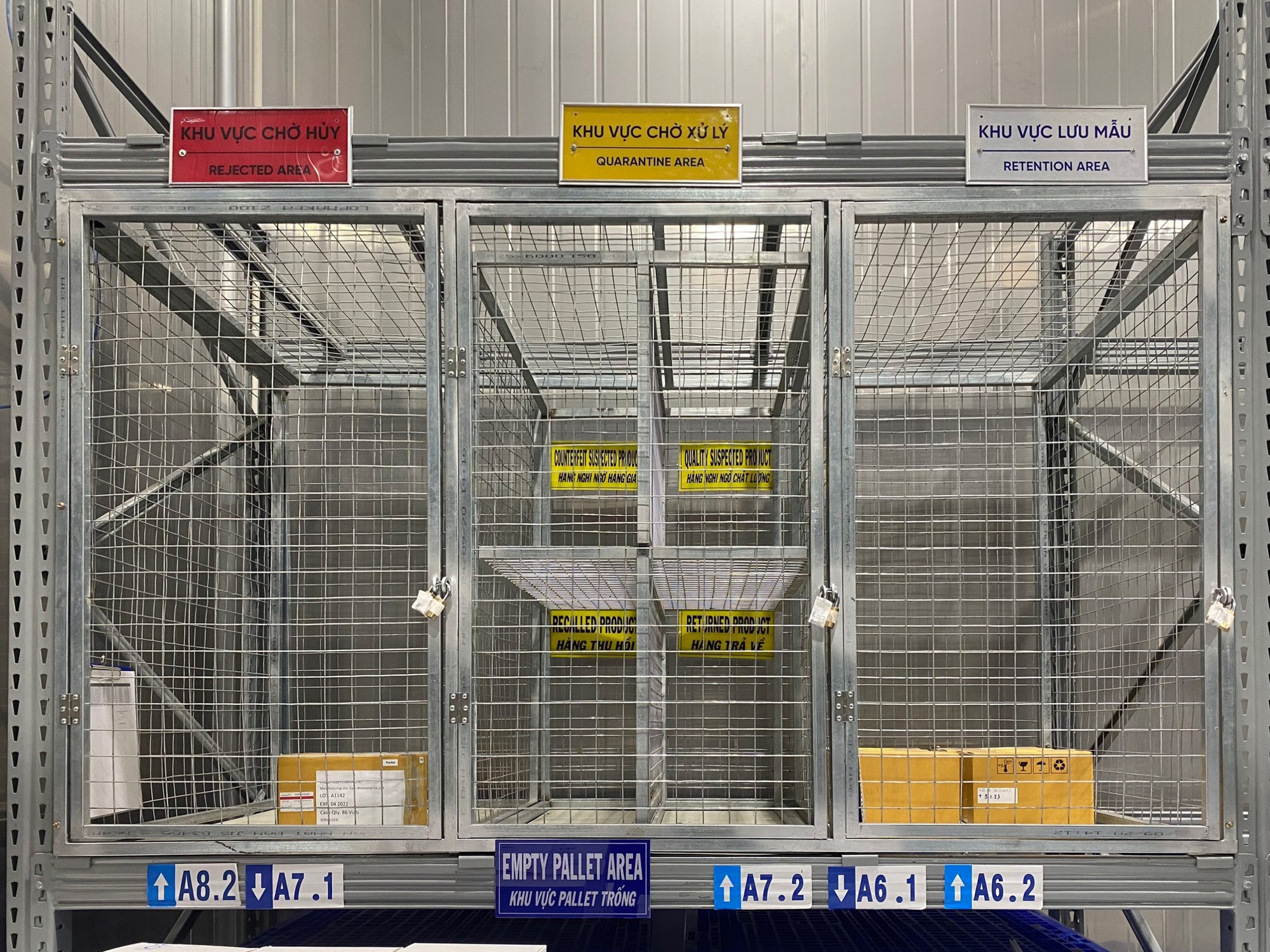 អ្វីដែលត្រូវធ្វើដើម្បីការពារវ៉ាក់សាំងដែលផុតកំណត់មិនឱ្យទៅដល់បន្ទប់ចាក់វ៉ាក់សាំង? - រូបថត ១. Làm gì để vắc xin hết hạn không thể ‘lọt’ đến phòng tiêm? - Ảnh 1.