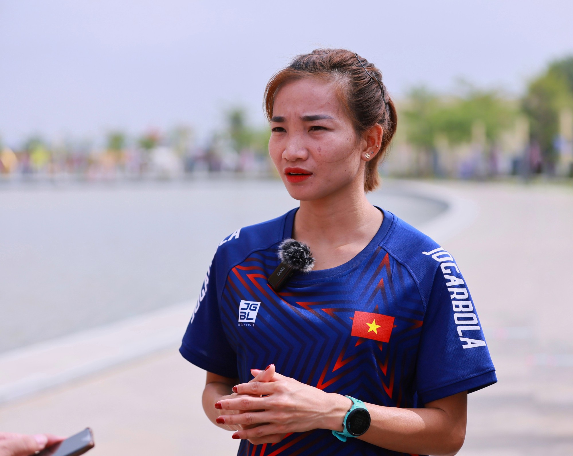 Giao lưu Báo Thanh Niên tại Campuchia, Nguyễn Thị Oanh tiết lộ bất ngờ kỳ tích SEA Games 32 - Ảnh 2.