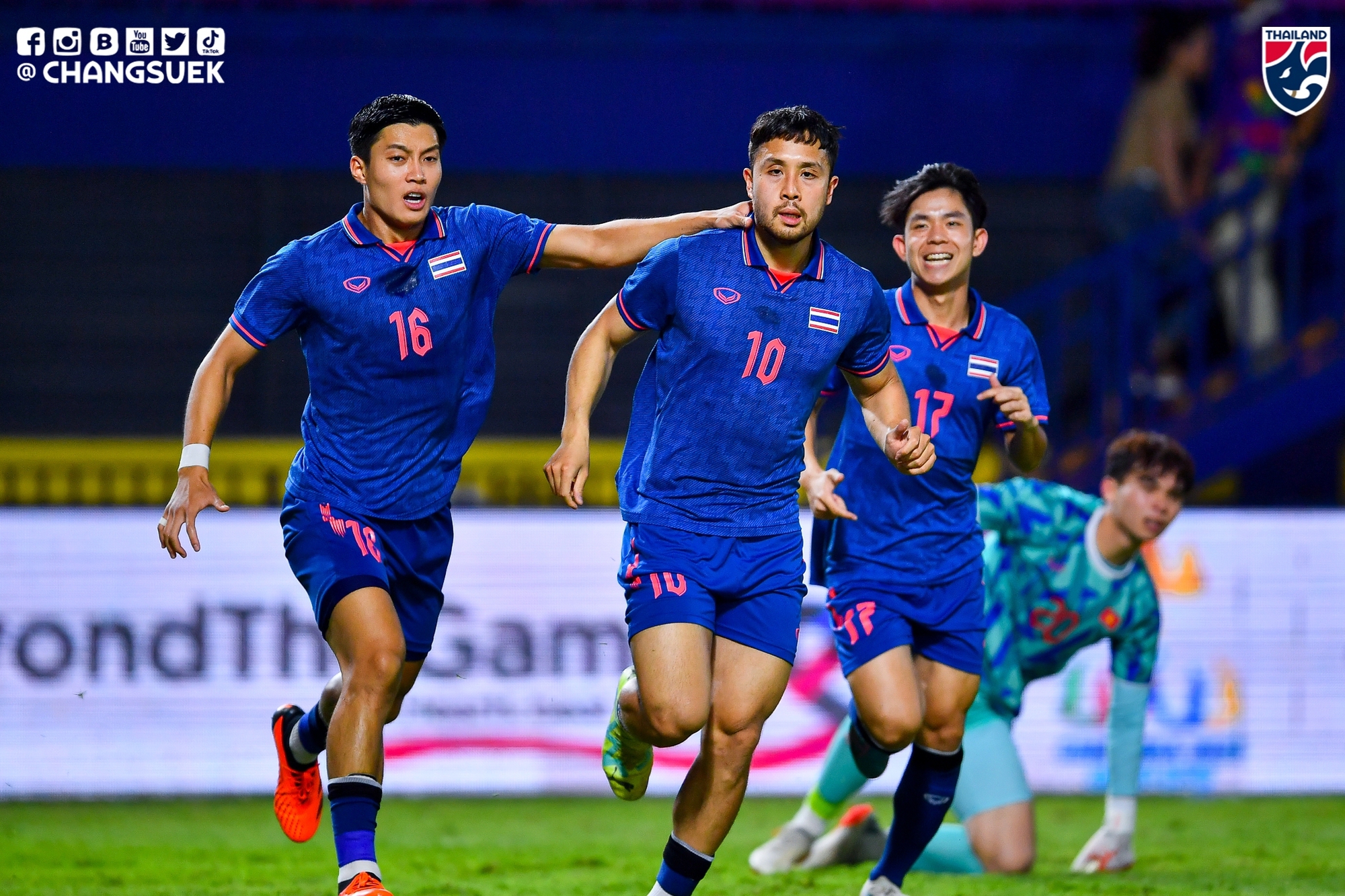 Chung kết bóng đá nam SEA Games 32: 'Đại chiến' Indonesia và Thái Lan - Ảnh 3.