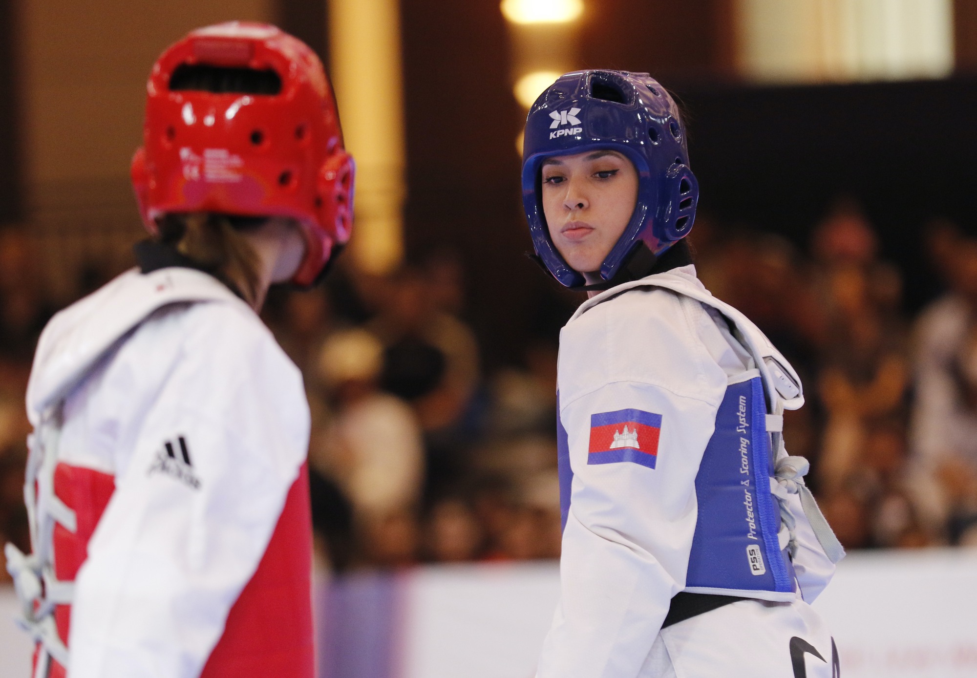 Người Campuchia vỡ òa niềm vui với chiến thắng của nữ võ sĩ taekwondo gốc Mỹ  - Ảnh 5.