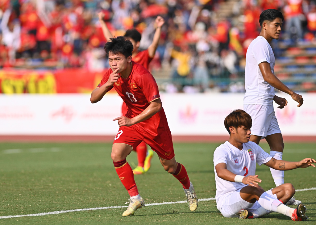 U.22 Việt Nam 3-1 U.22 Myanmar: Lời tạm biệt đẹp  - Ảnh 1.