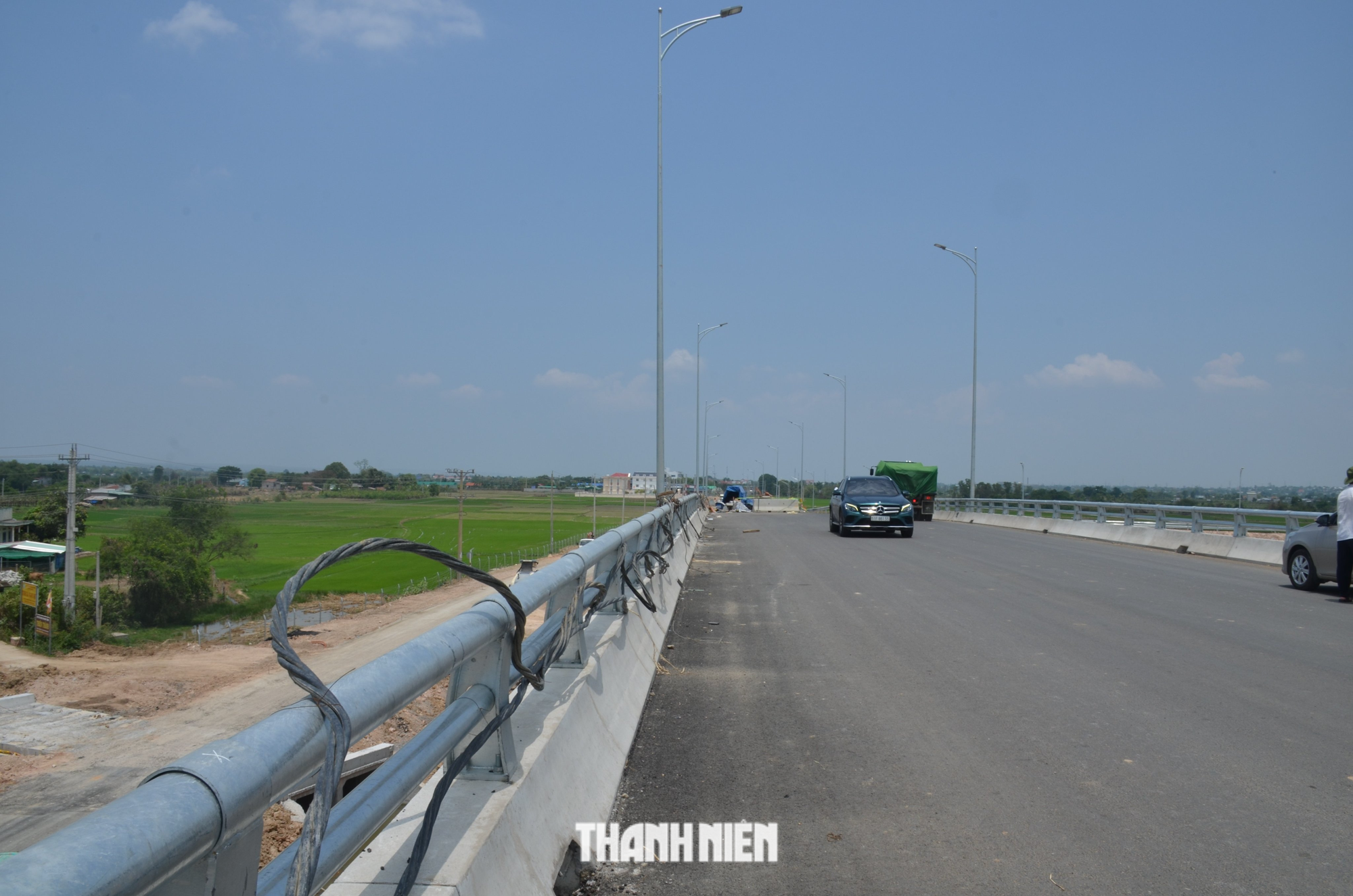 Cận cảnh cao tốc Vĩnh Hảo - Phan Thiết trước giờ đi vào vận hành - Ảnh 8.