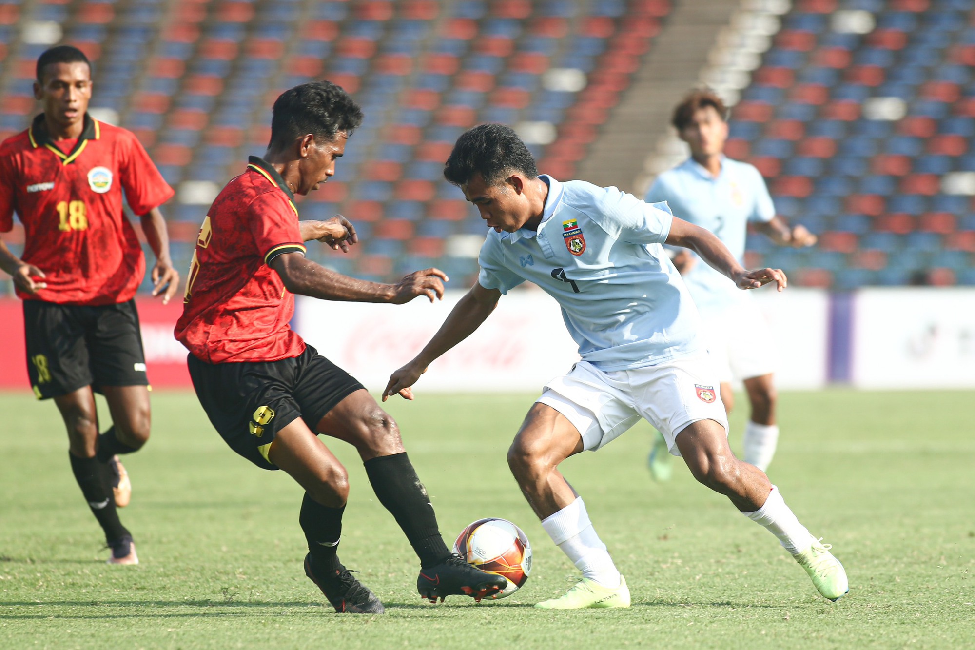 Bóng đá SEA Games 32, U.22 Myanmar 1-0 U.22 Timor Leste: Hậu vệ lập công - Ảnh 4.