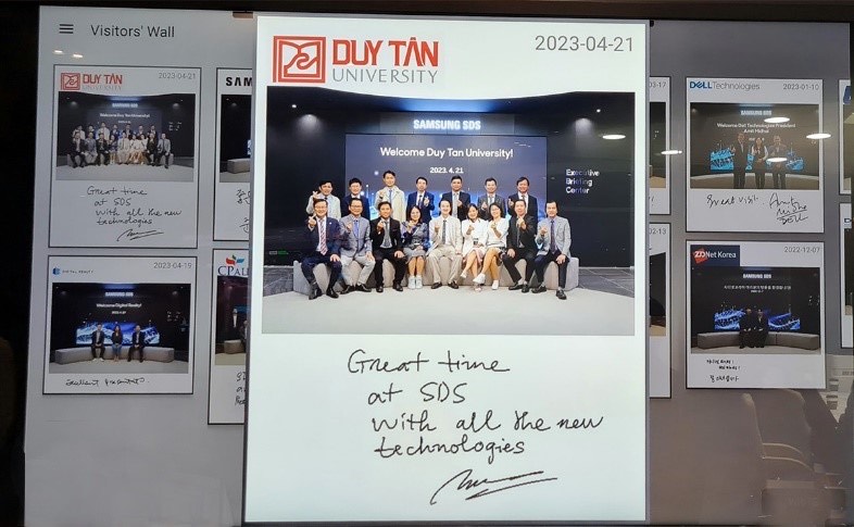 Universitas Duy Tan bekerja sama dengan Samsung untuk memimpin pengembangan teknologi - Foto 4. ĐH Duy Tân hợp tác với Samsung đón đầu phát triển công nghệ - Ảnh 4.