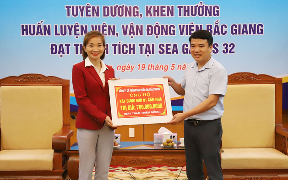 Nguyễn Thị Oanh và Phạm Tiến Sản được nhận thưởng lớn từ quê hương Bắc Giang - Ảnh 5.