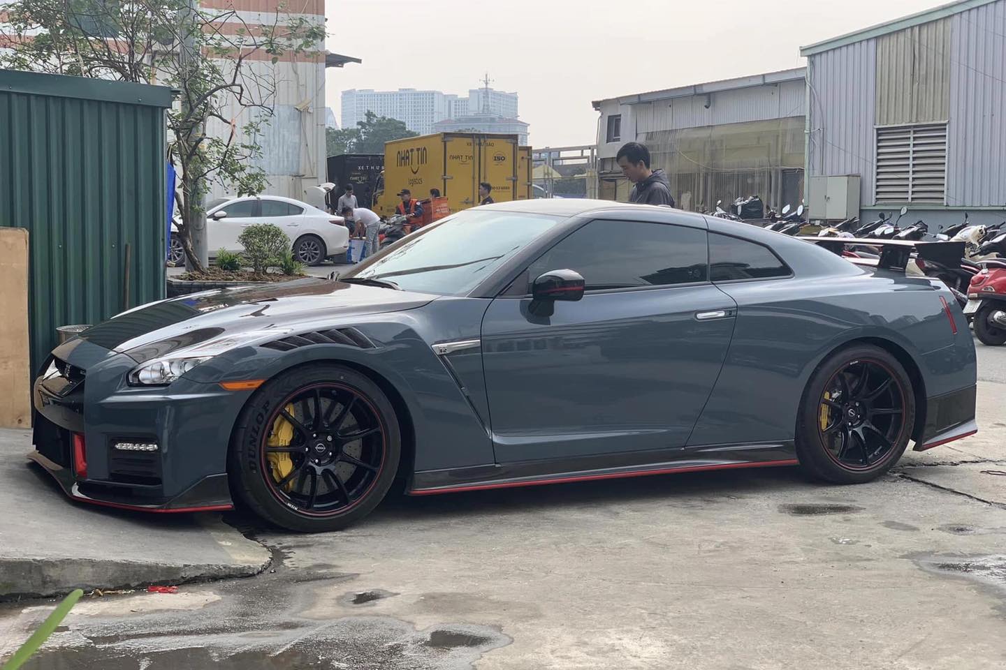 Nissan Gt-R Nismo Đầu Tiên Về Việt Nam, Giá Khoảng 10 Tỉ Đồng