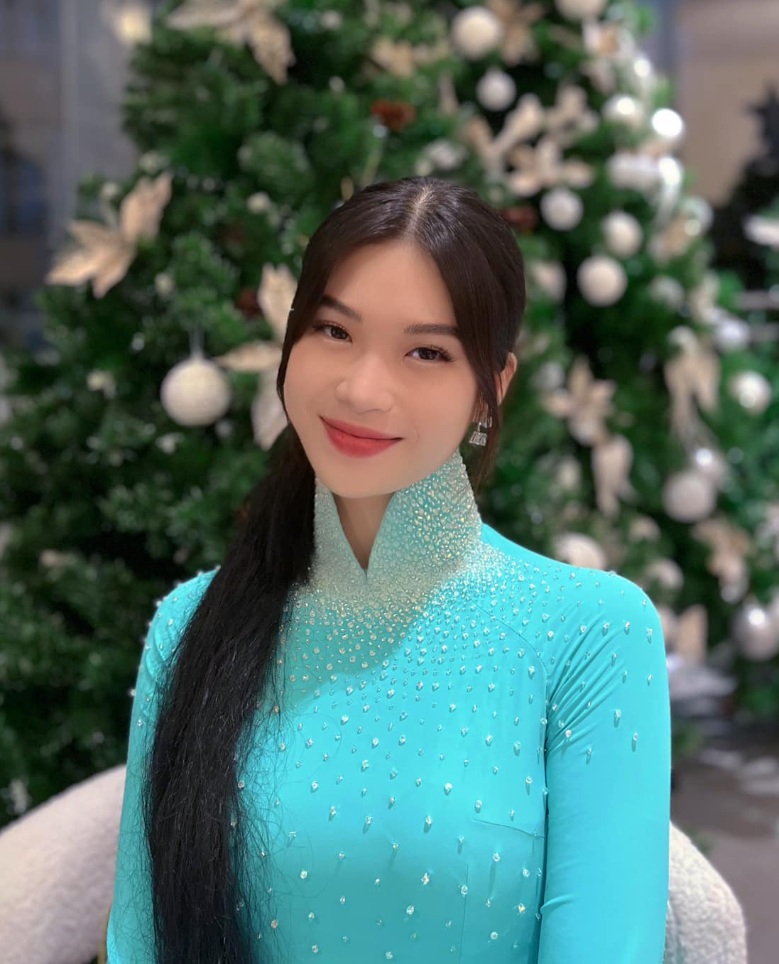 Nhan sắc nữ sinh Y khoa thạo 5 thứ tiếng, ăn chay trường thi Miss World Vietnam - Ảnh 6.