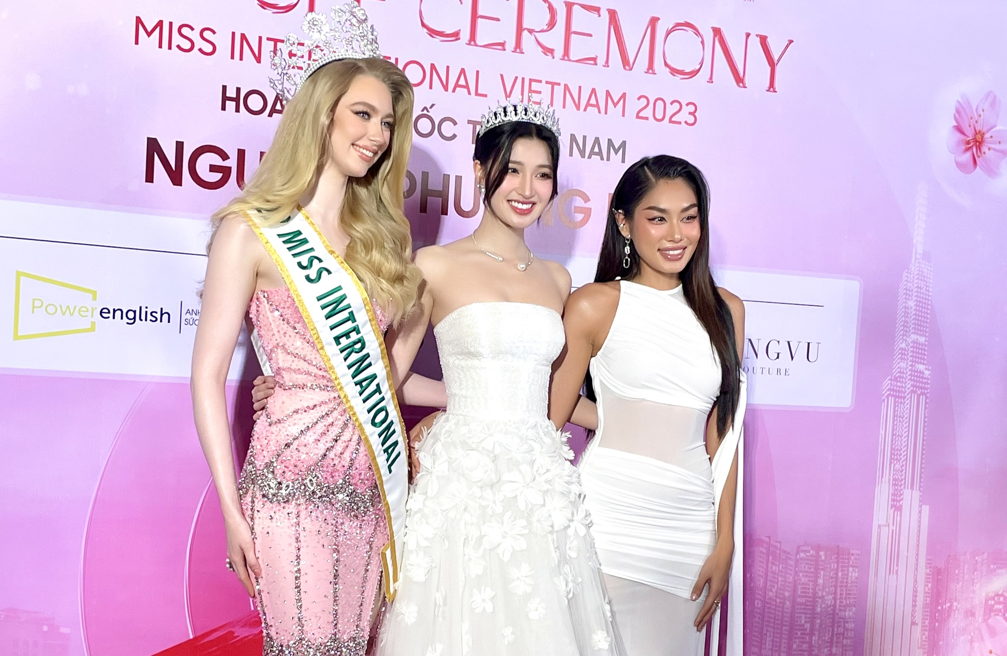 Á hậu Thảo Nhi Lê đọ sắc với Hoa hậu Quốc tế 2022 - Ảnh 4.