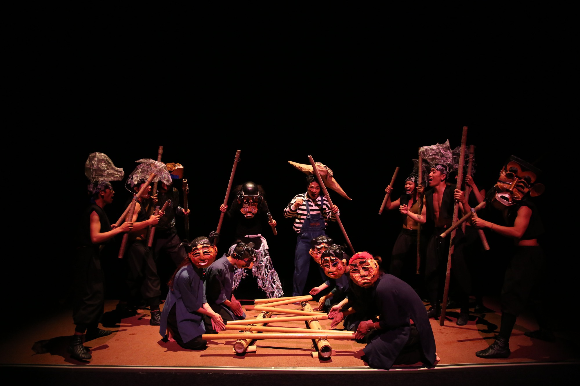 That Theater: Художественное и культурное направление, признанное международными экспертами. Фото 3. Nhà hát Đó: Điểm đến nghệ thuật - văn hóa được chuyên gia quốc tế công nhận - Ảnh 3.